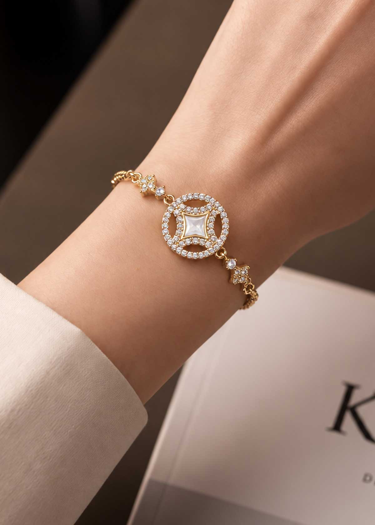 Gold Plated Adjustable Medallion Zircon And Mother Of Pearl Loose Bracelet For Woman