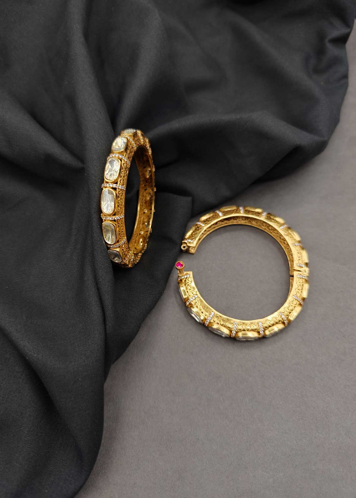 Oval Moissanite & Cubic Zircon Openable Kada Bangles For Women (Pair)
