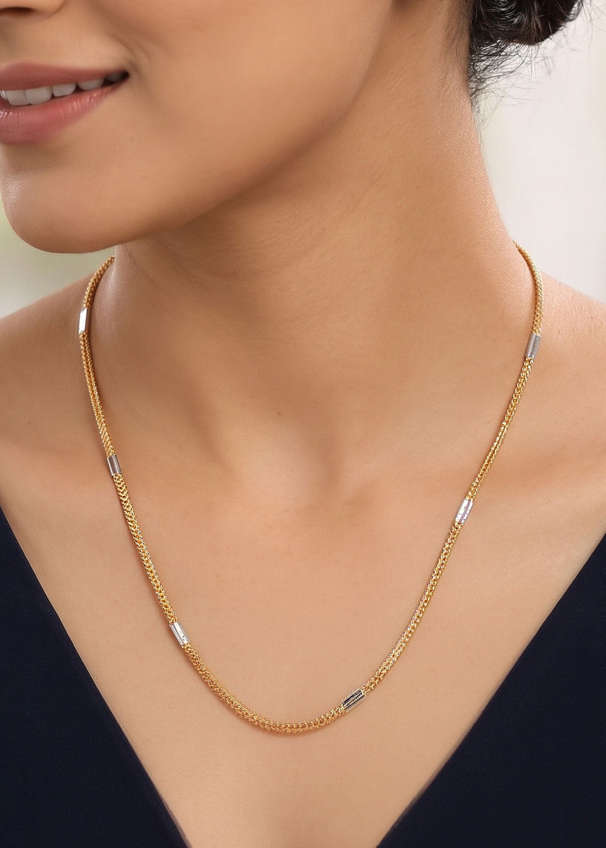 Sleek Curb Link Delicate Chain For Women