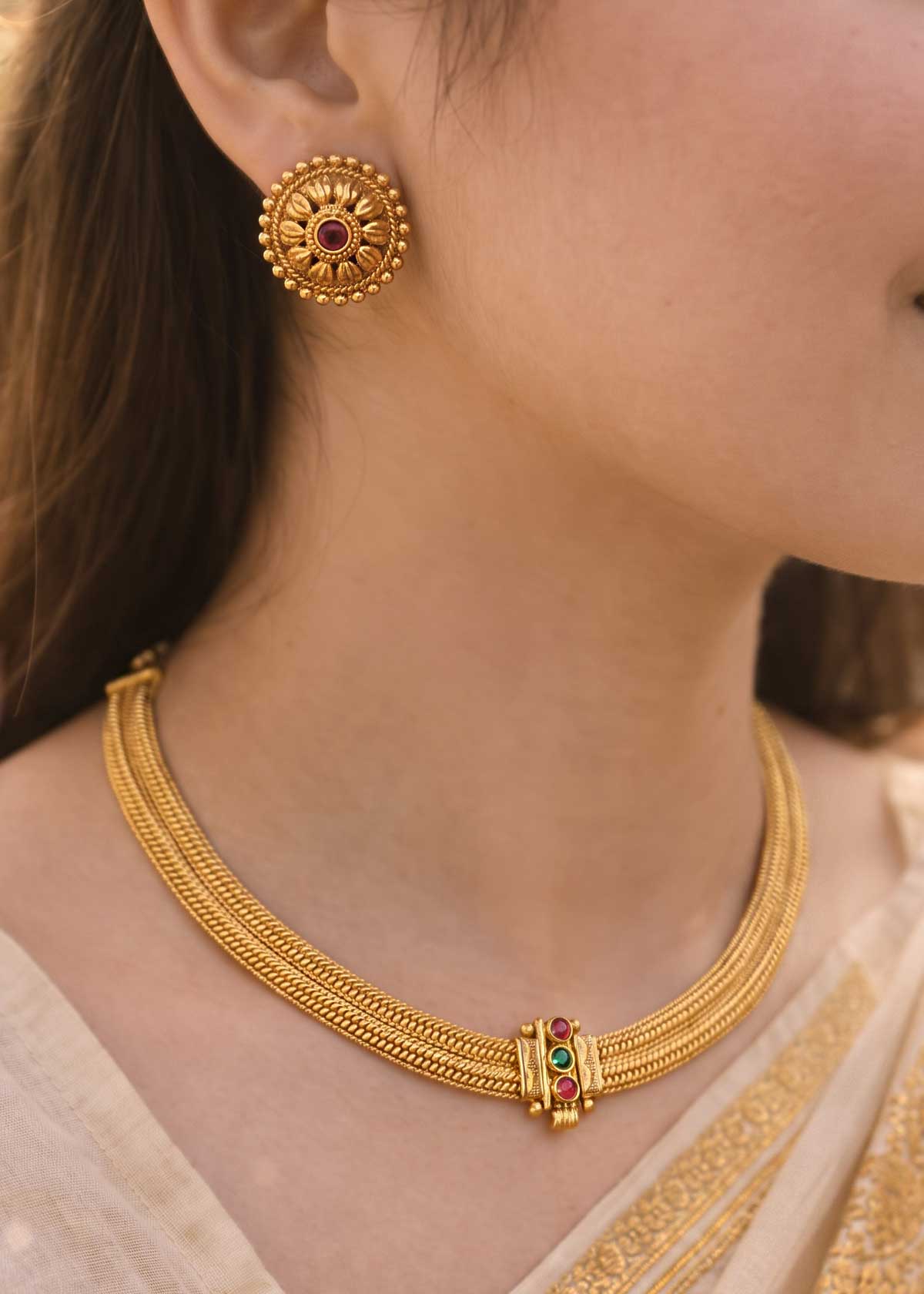 Traditional Antique Gold Plated Short Front Openable Necklace Set For Women