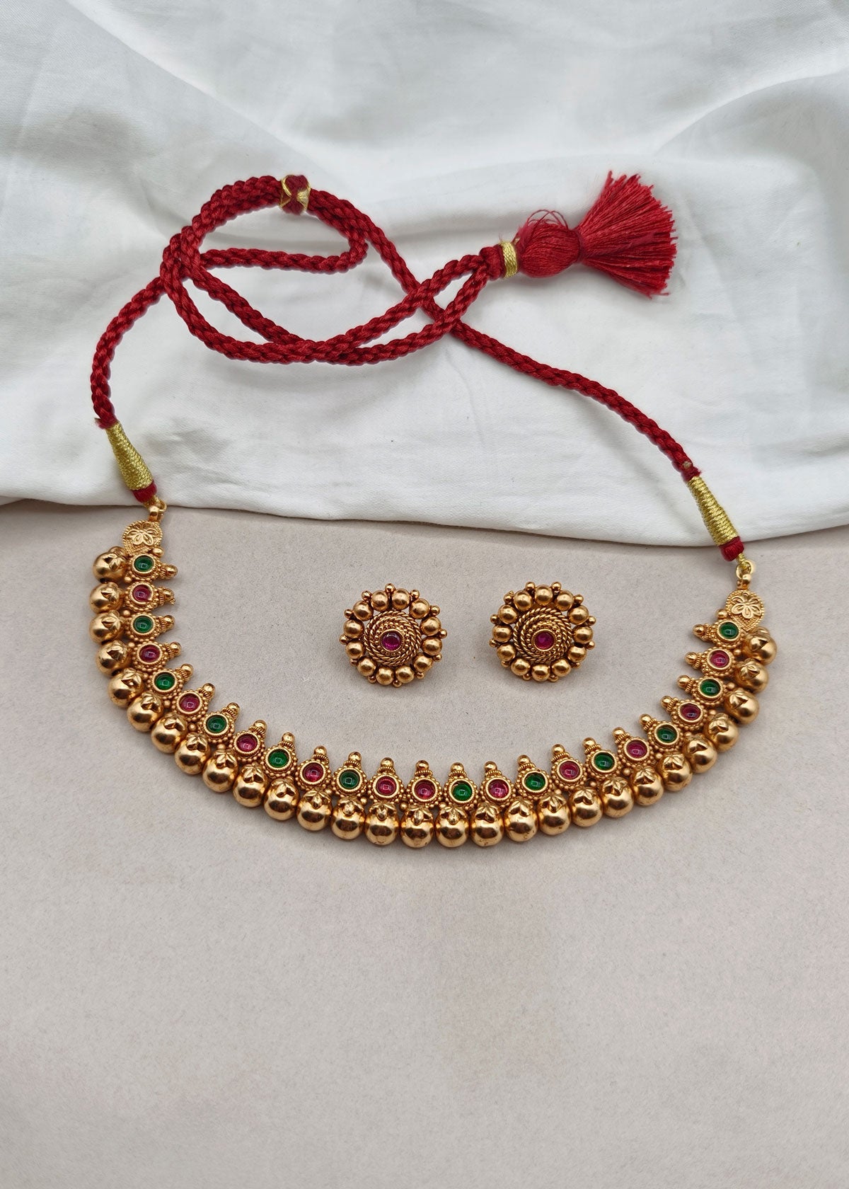 Beautiful Antique Gold Plated Short Adjustable Necklace Set For Women