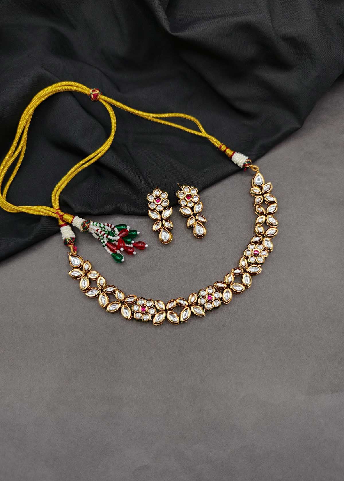Gold Kundan Floral Short Adjustable Necklace Set For Women