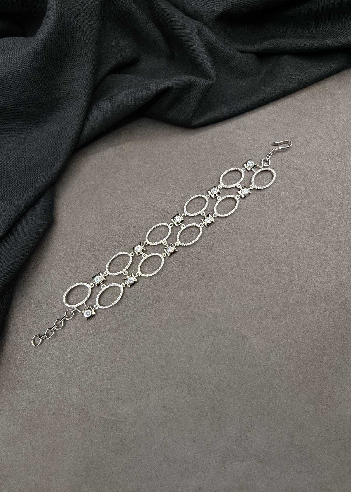 Oval Loop Zircon Silver Adjustable Loose Bracelet For Women