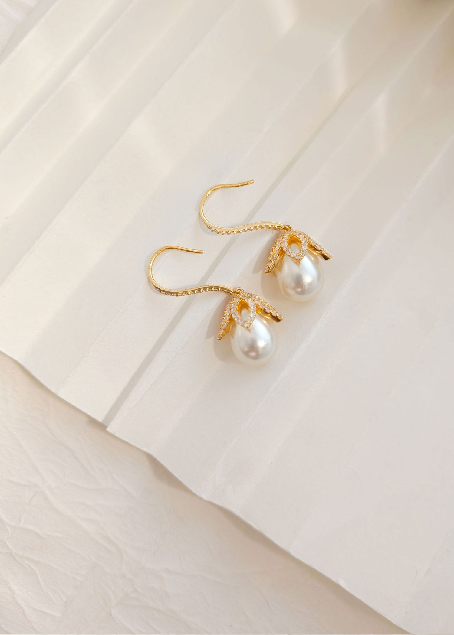 Pearl Drop Zircon Earring