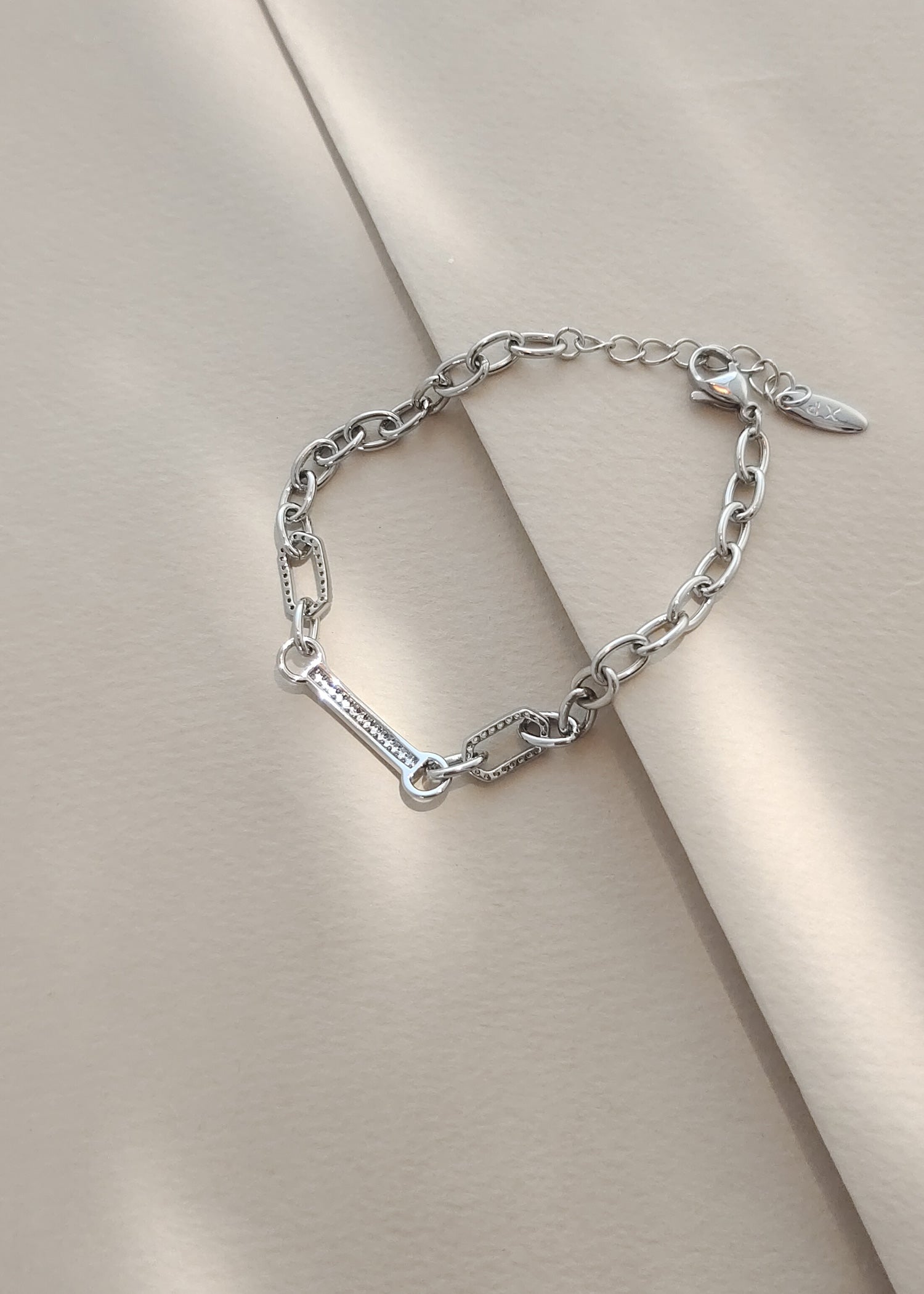 Broad Zircon Chain Style Women Loose Bracelet