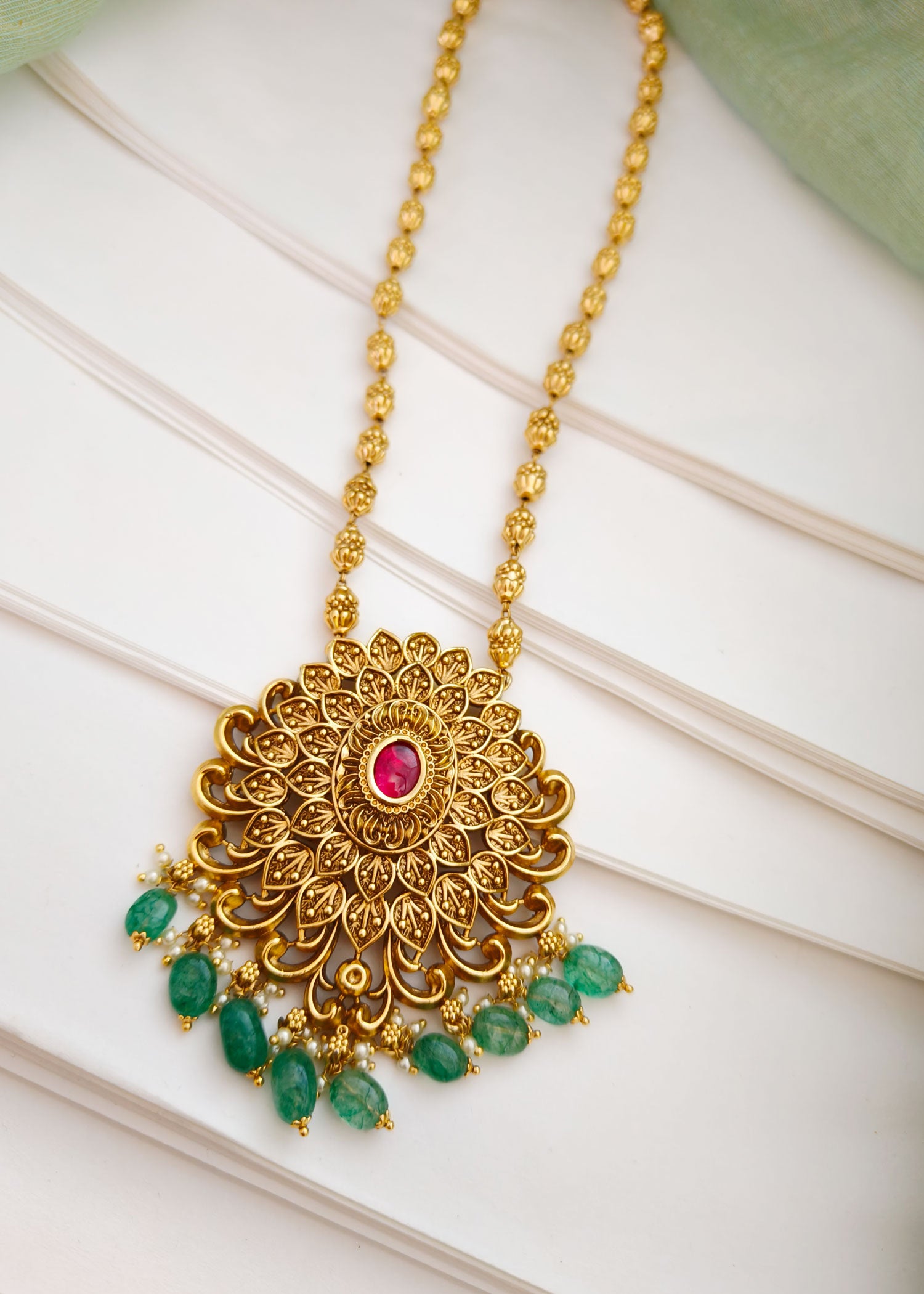 Short Antique Gold Big Pendant Necklace set