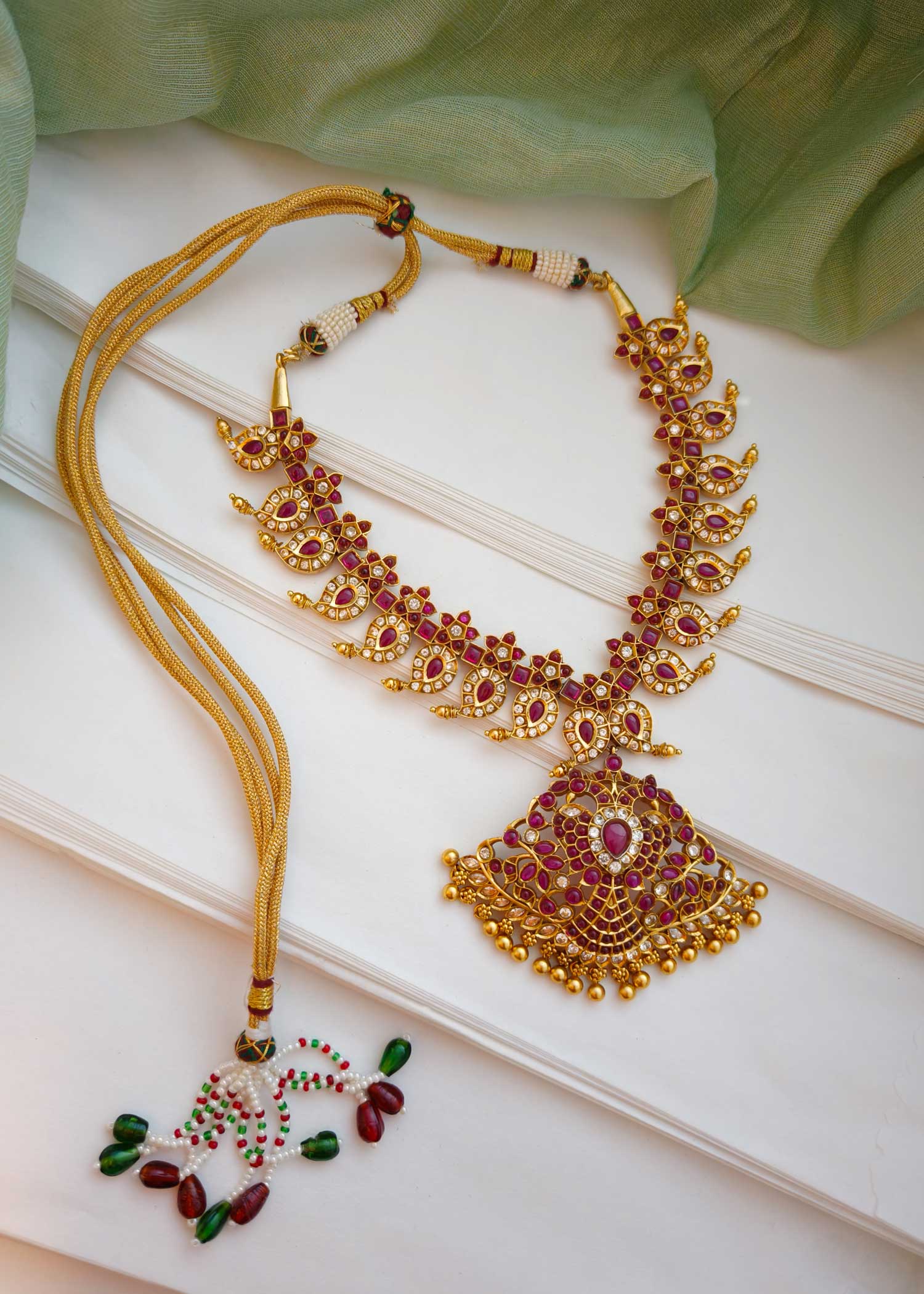 Short Triangular Antique Gold Ruby Traditional Necklace Set