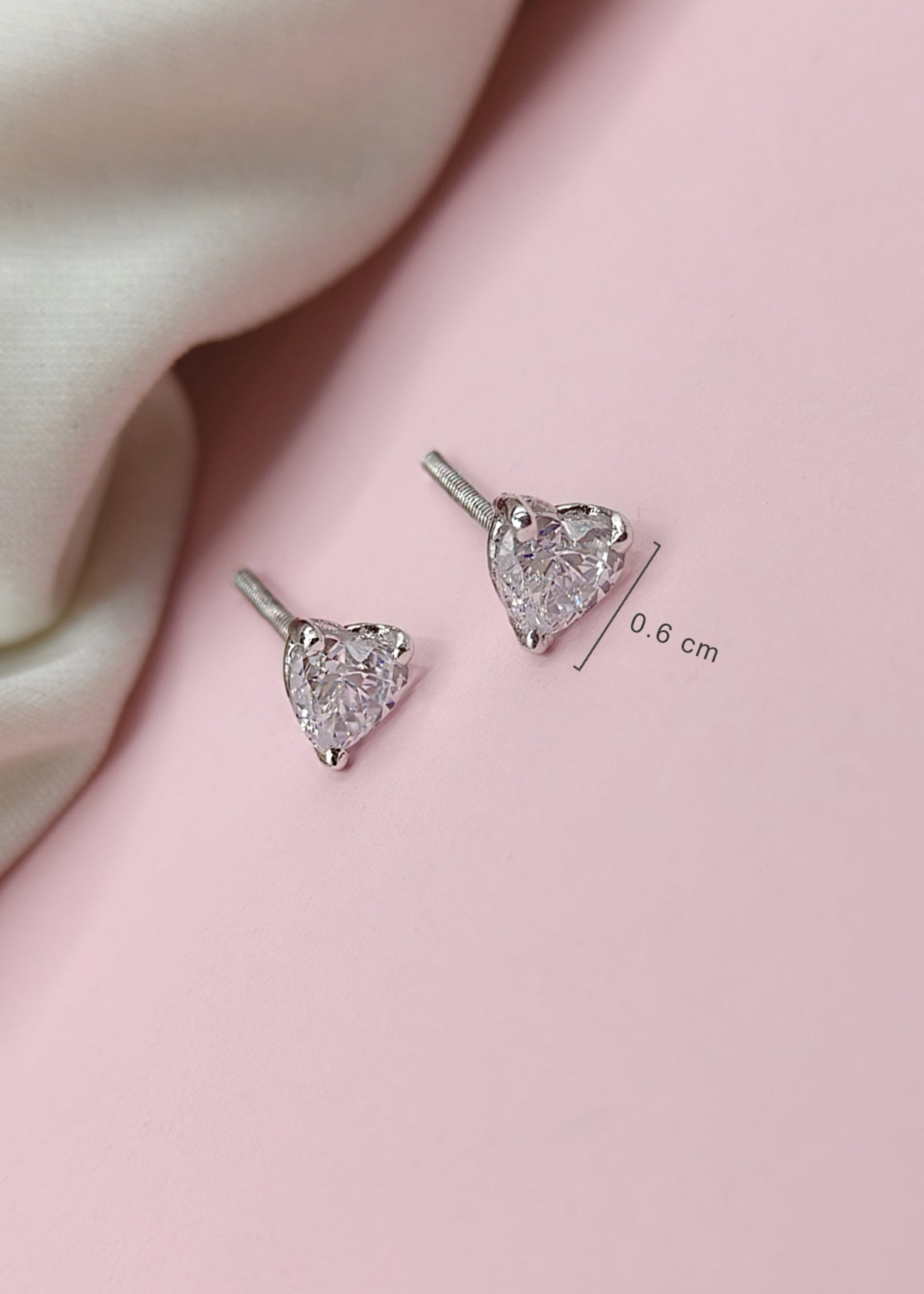 92.5 Sterling Silver Heart Designer Small Stud Earring