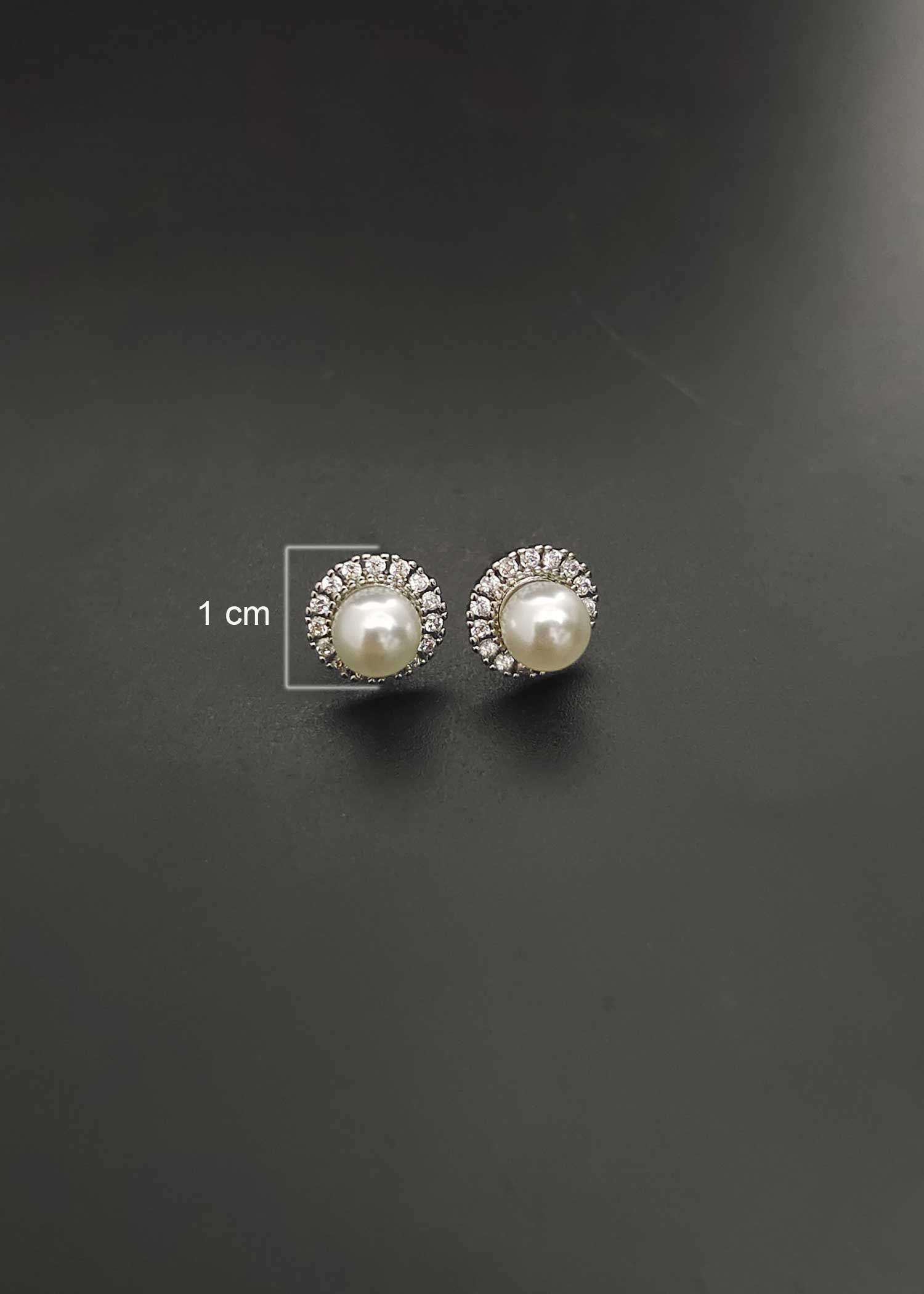 Round Shape Pearl Zircon Pendant Set