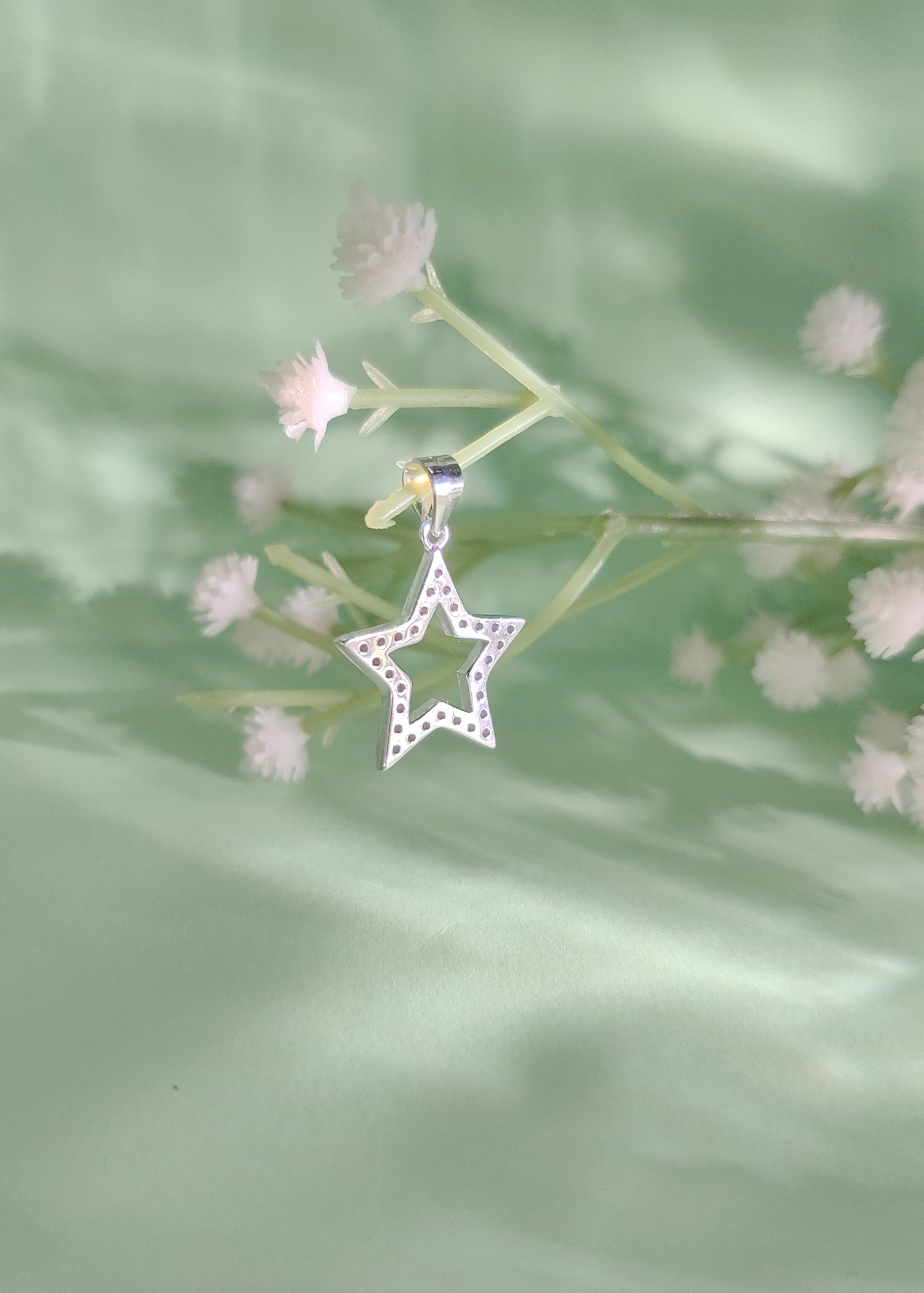Pendant side image