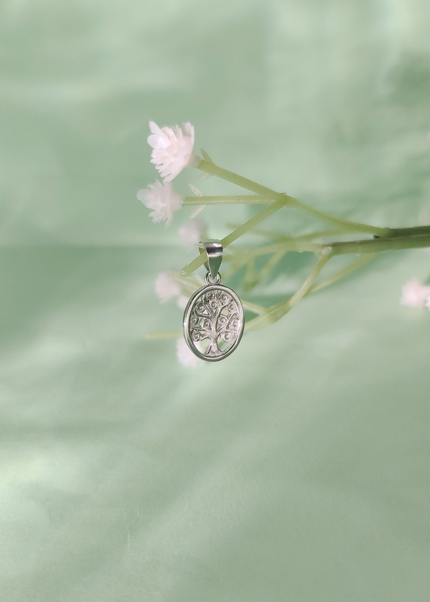 Pendant side image