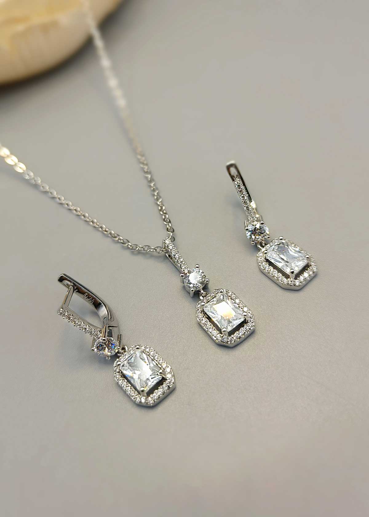 Square Shape Zircon Pendant Set