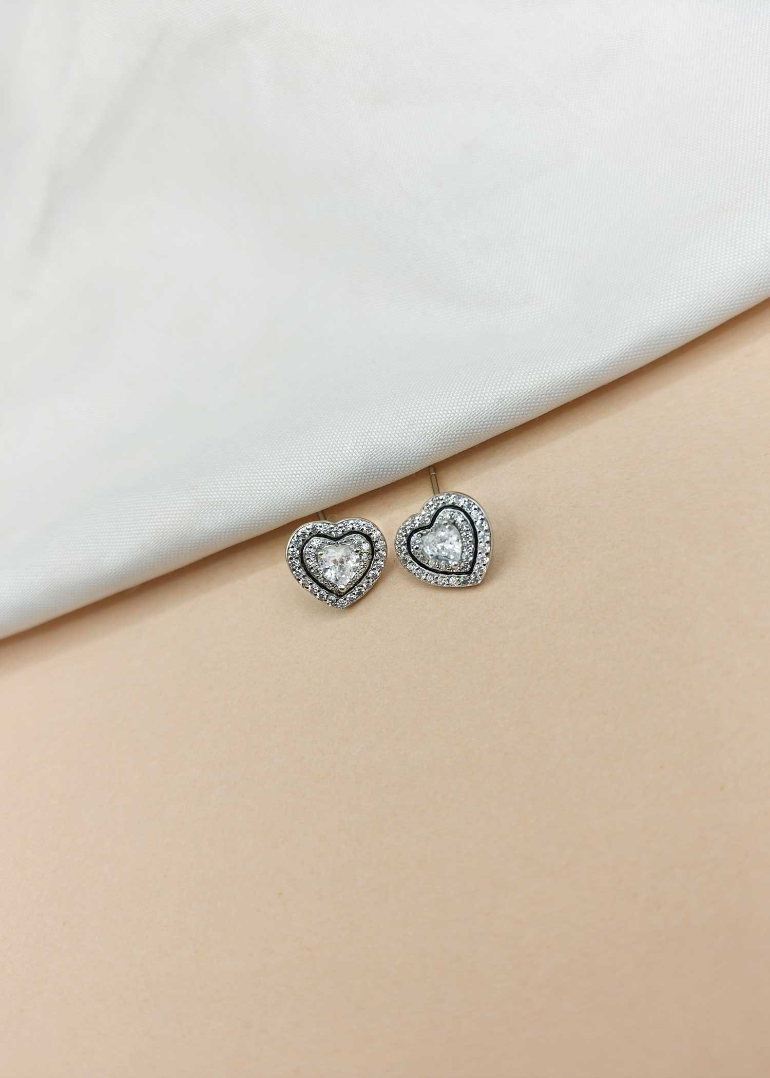 92.5 Sterling Silver CZ Heart Shape Pendant Set