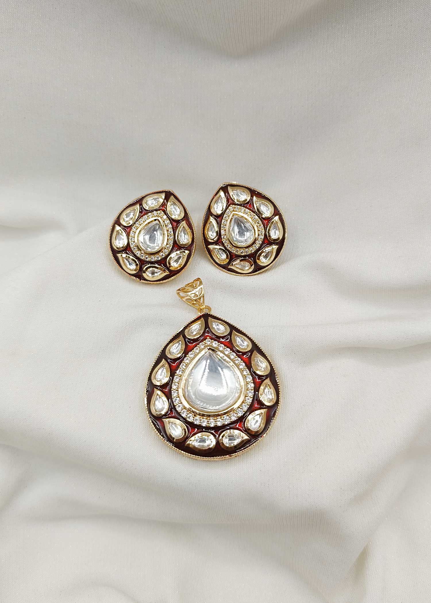 Kundan Pendant set