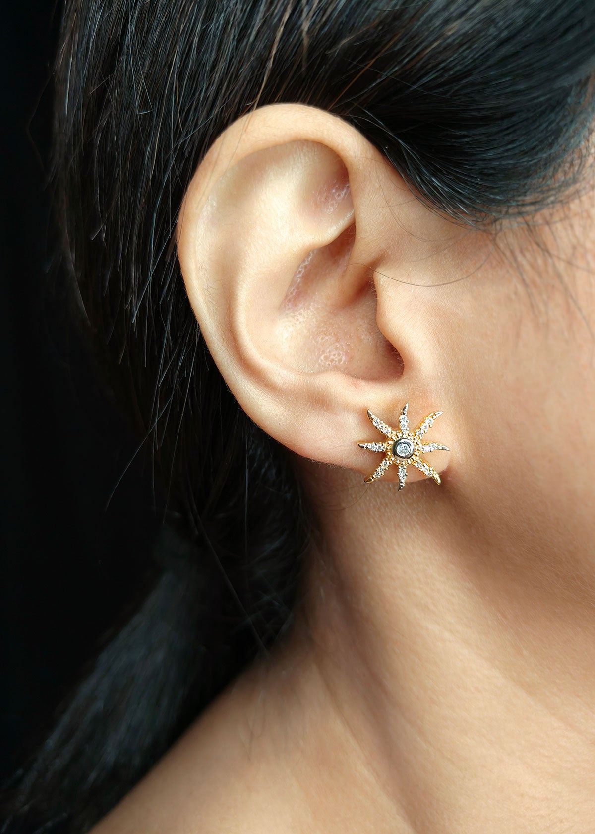 Star Design Cubic Zircon Stud Earring