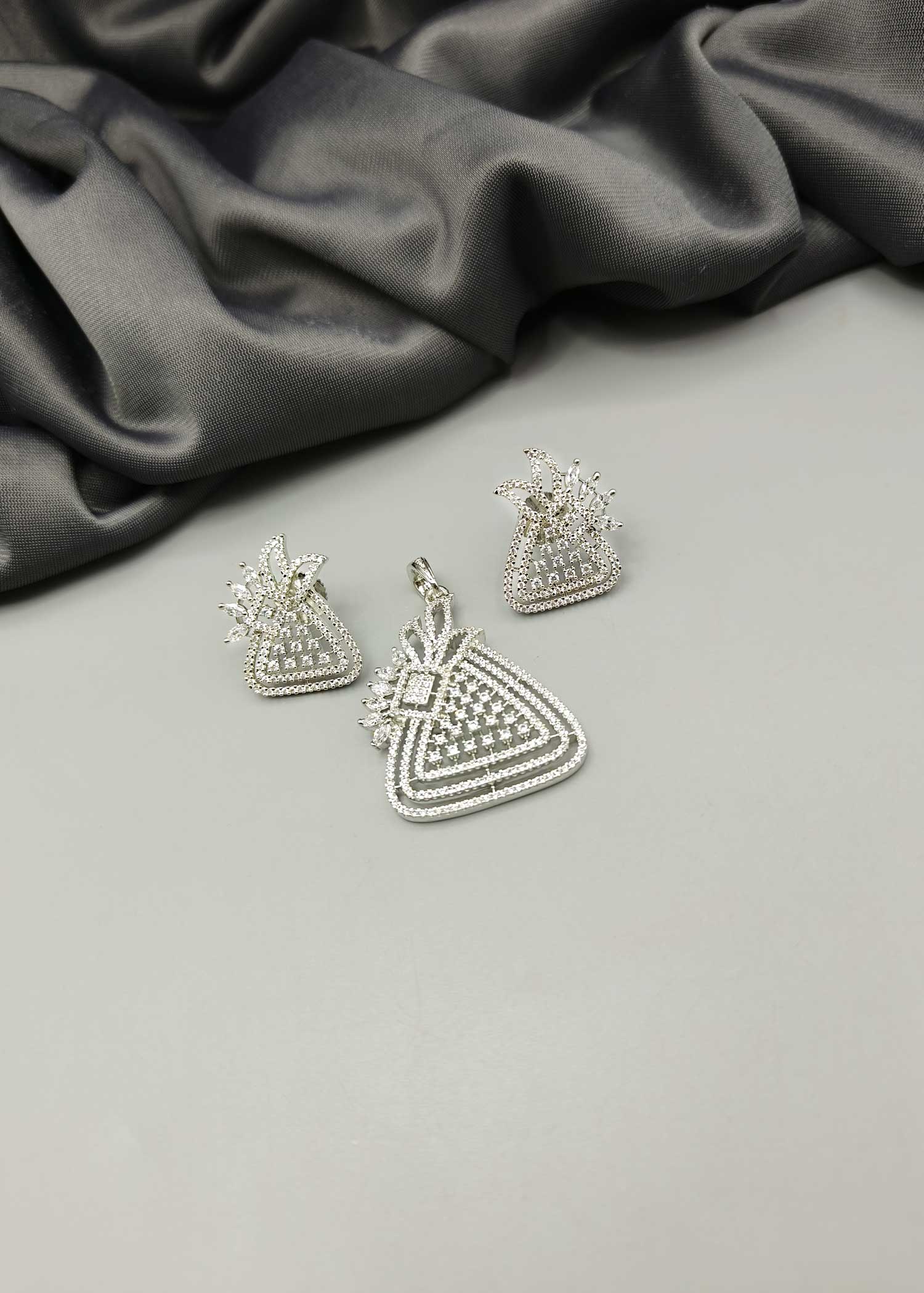 pendant set