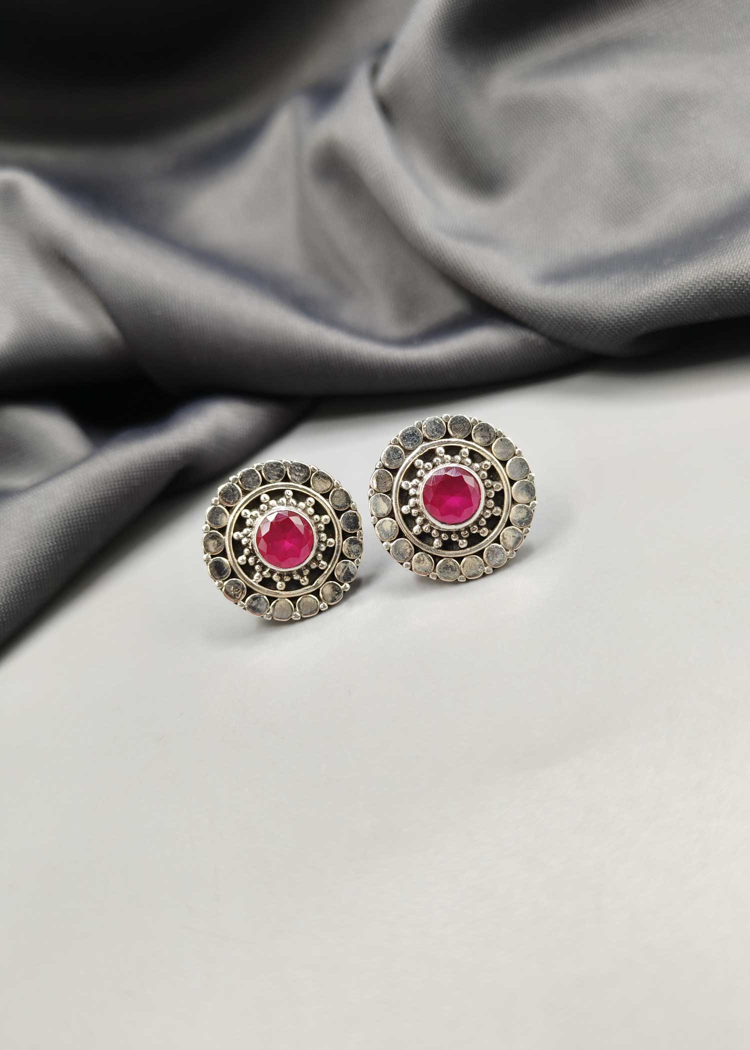 92.5 Sterling Silver Single Stone Stud Earring