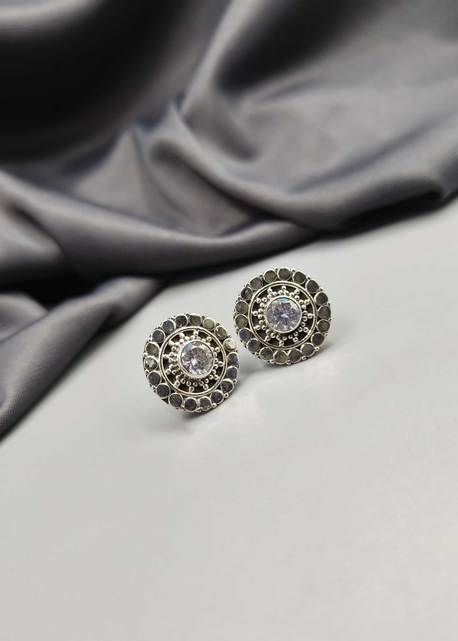 92.5 Sterling Silver Single Stone Stud Earring