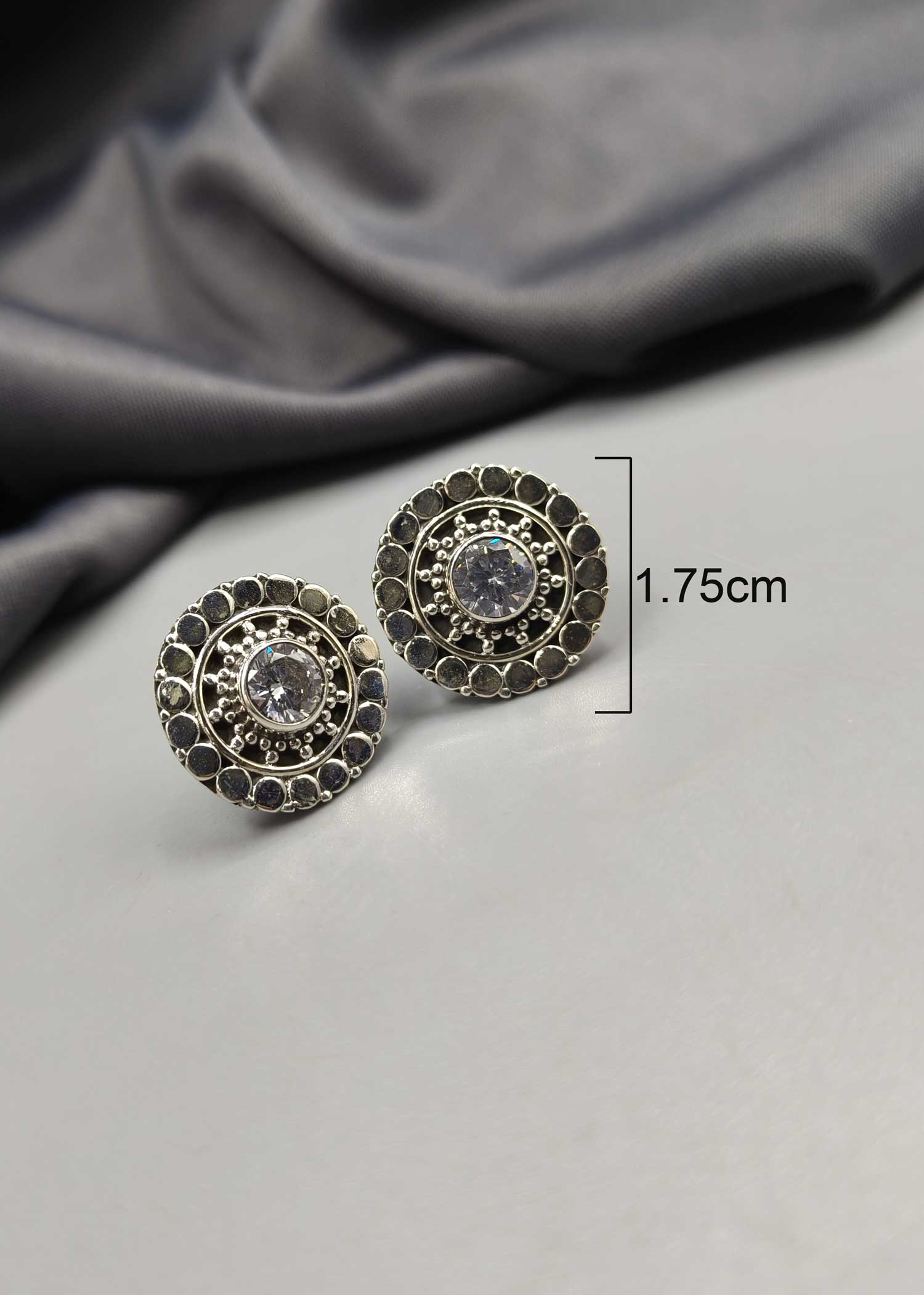 92.5 Sterling Silver Single Stone Stud Earring