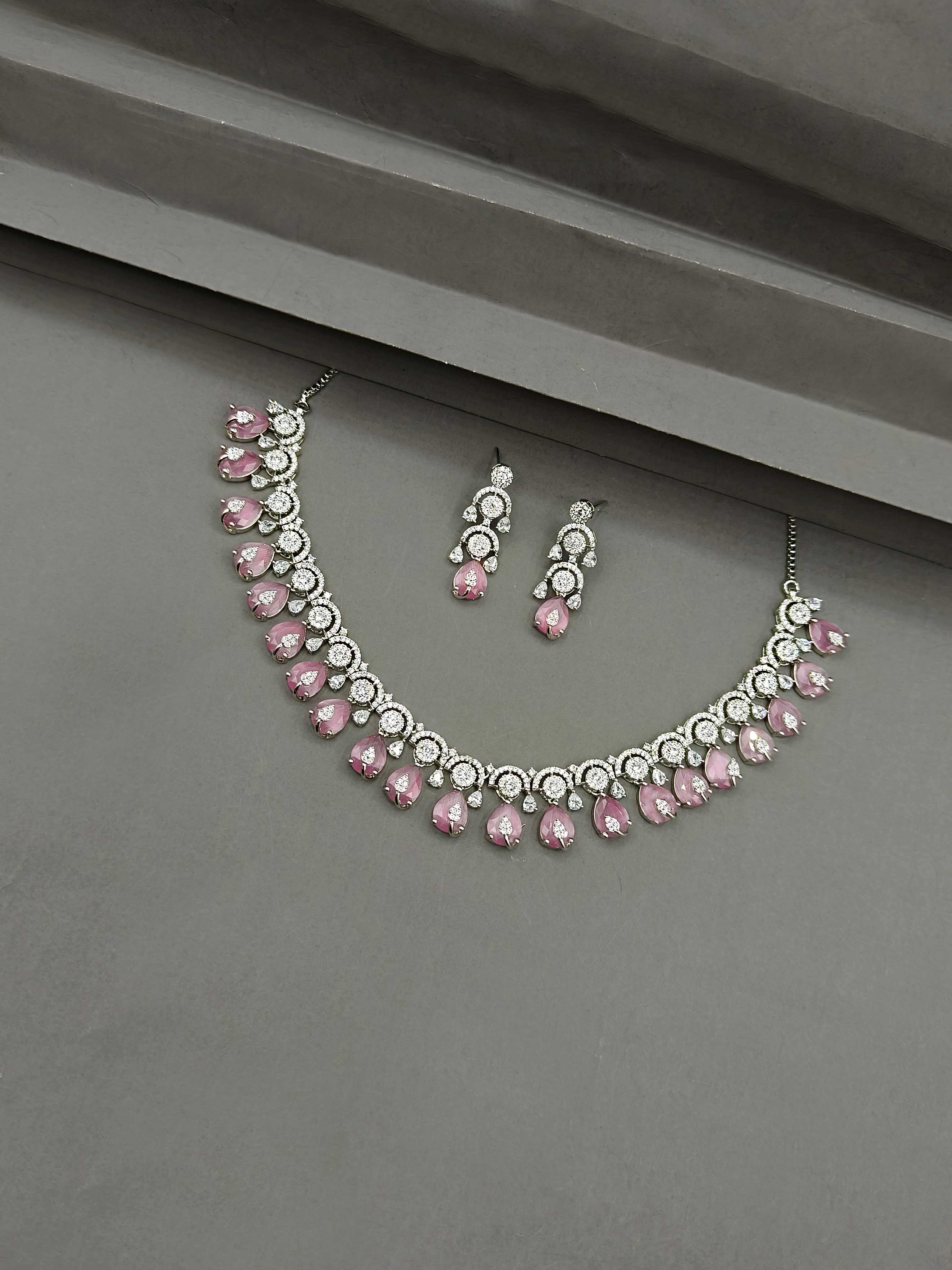 Light Pink Zircon Necklace Set