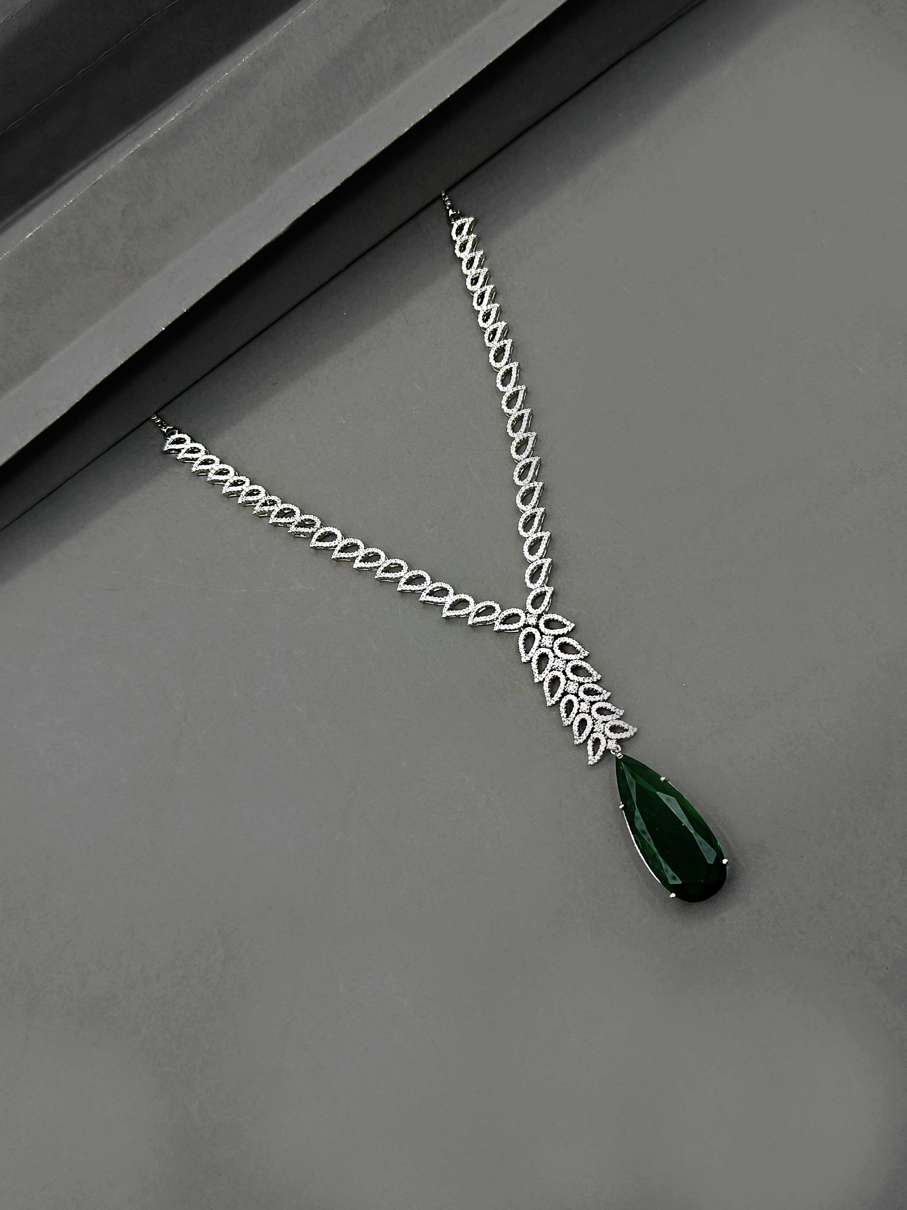 Zircon Necklace 