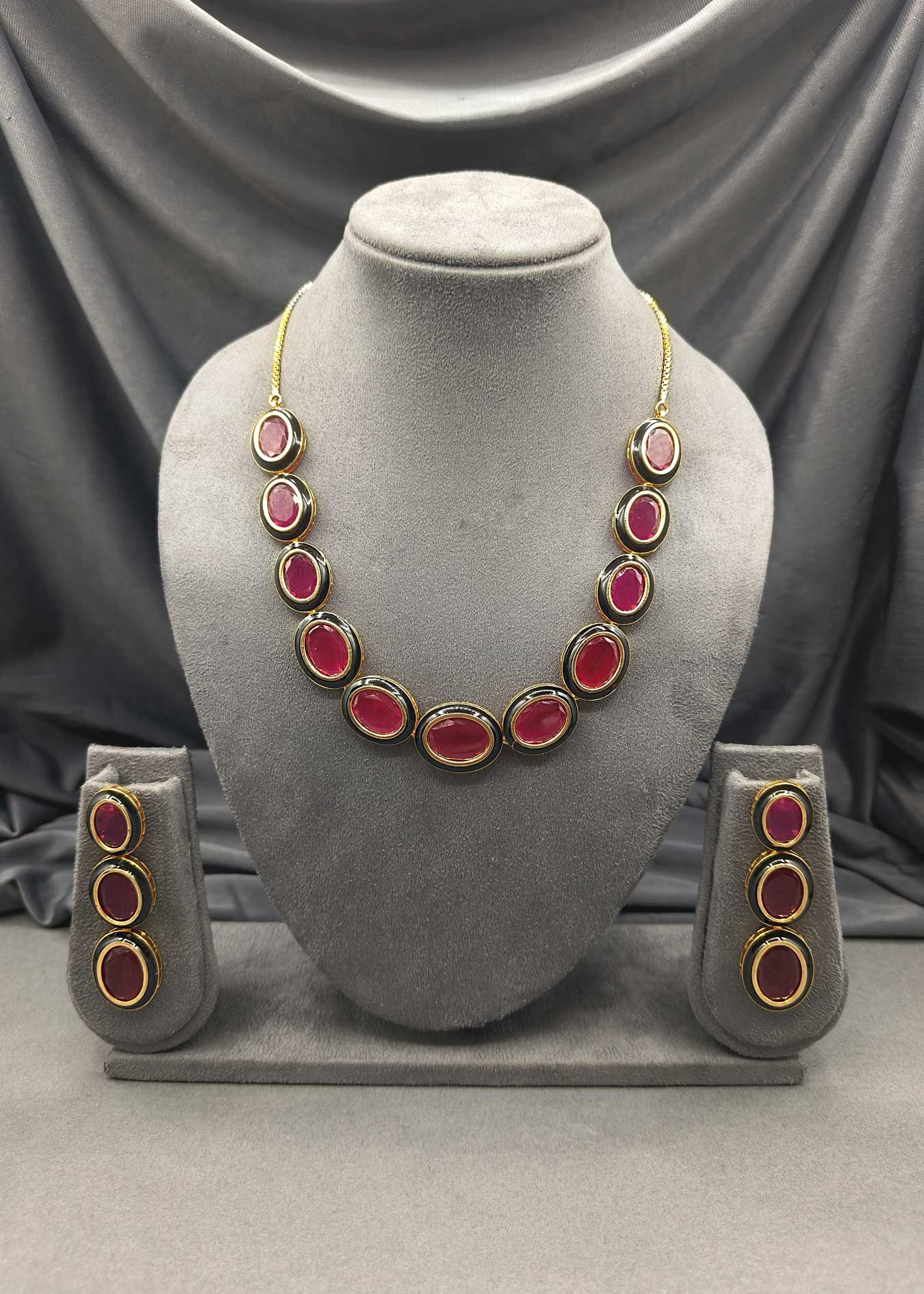 Necklace Set