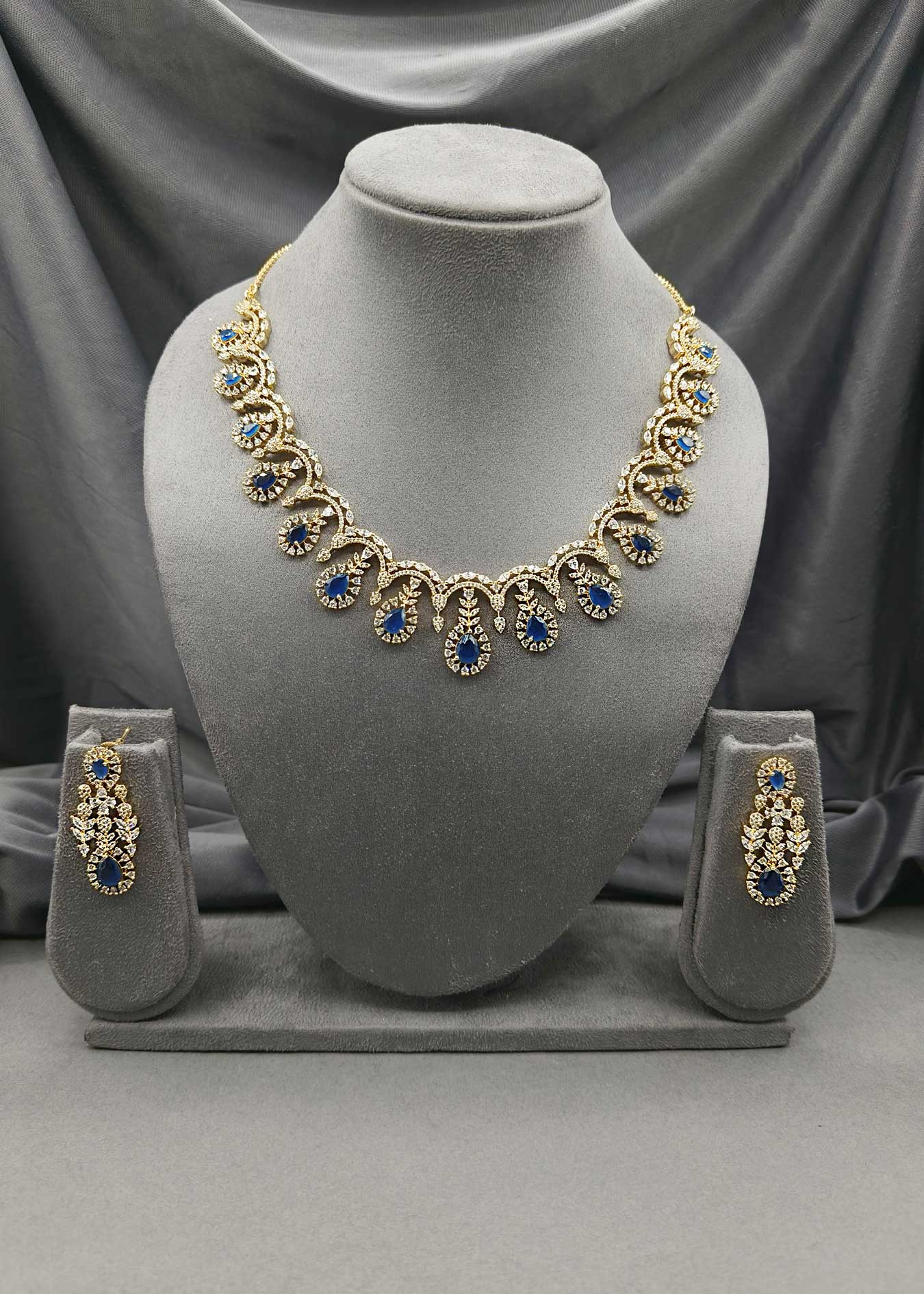 Elegant Cubic Zircon AD Stone Necklace Set