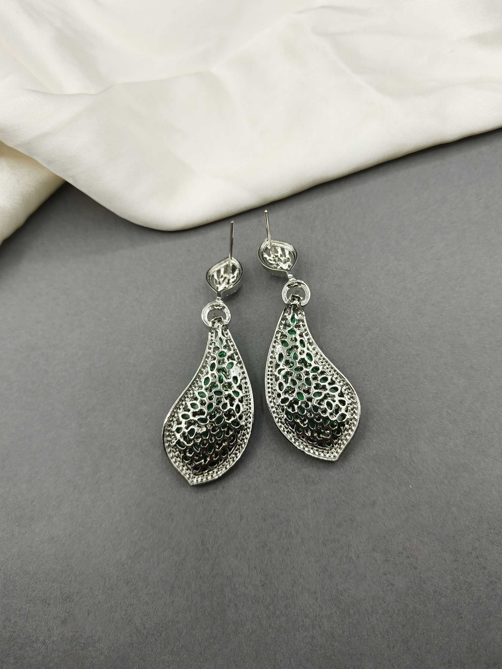 Natural Drop Shape Small Pearl Cubic Zircon Silver-Plated Women Earring