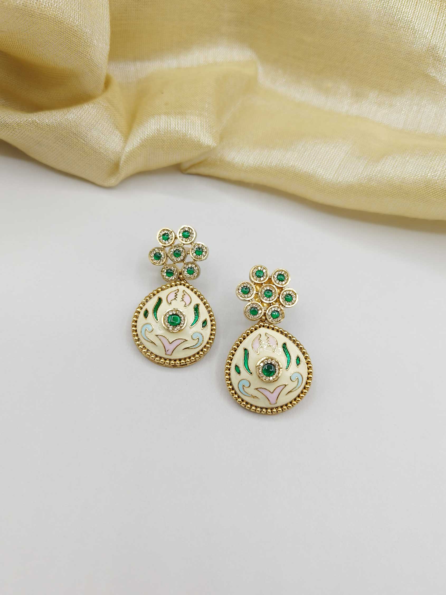 Meenakari Latest Style Gold-Plated Cubic Zircon Kundan Women Earring