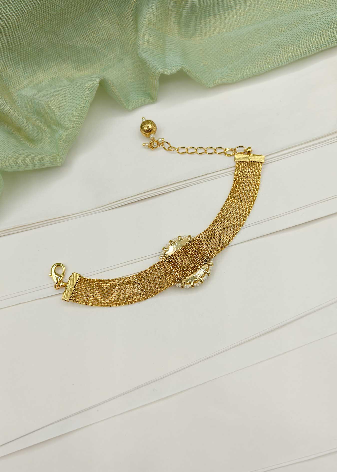 Kundan Loose bracelet back