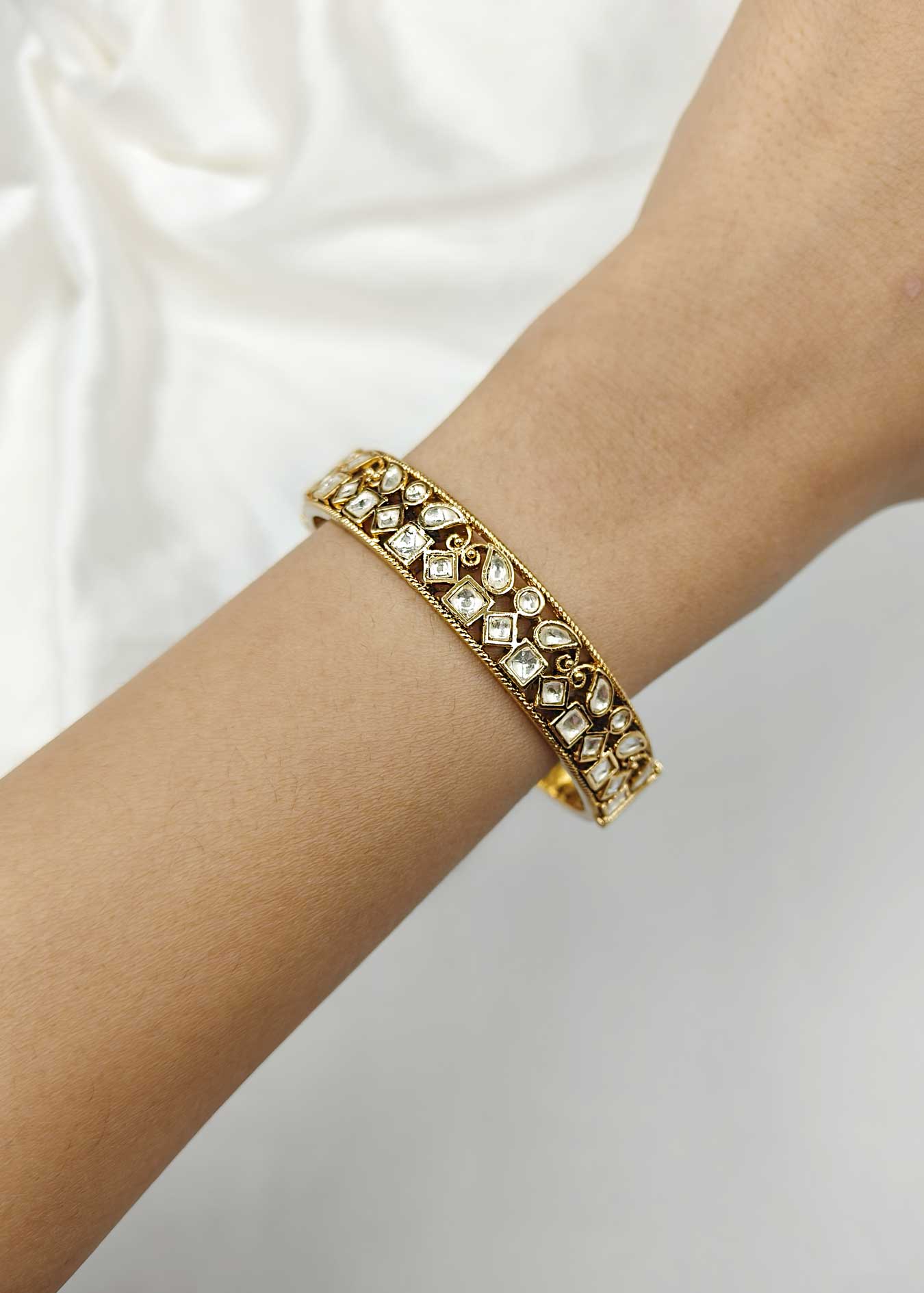 Kundan Bangle