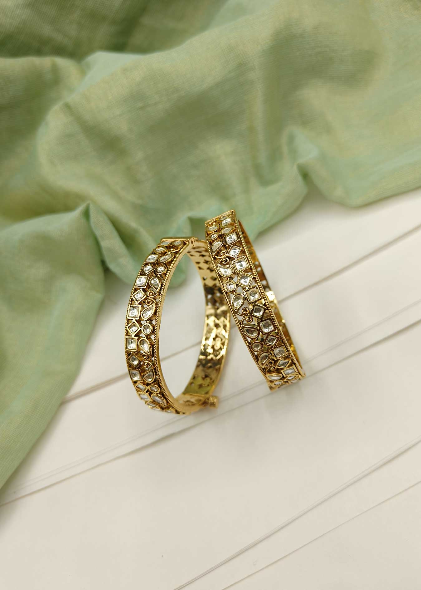 Kundan Bangle