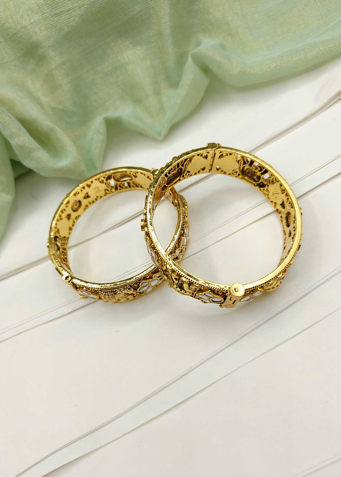 Kundan Bangle