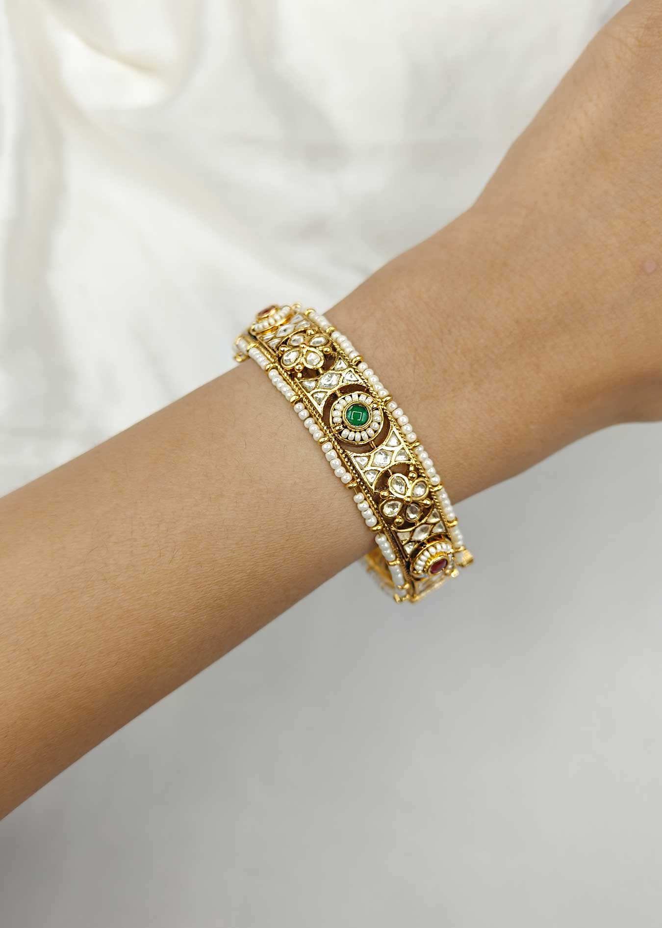 Kundan Bangles