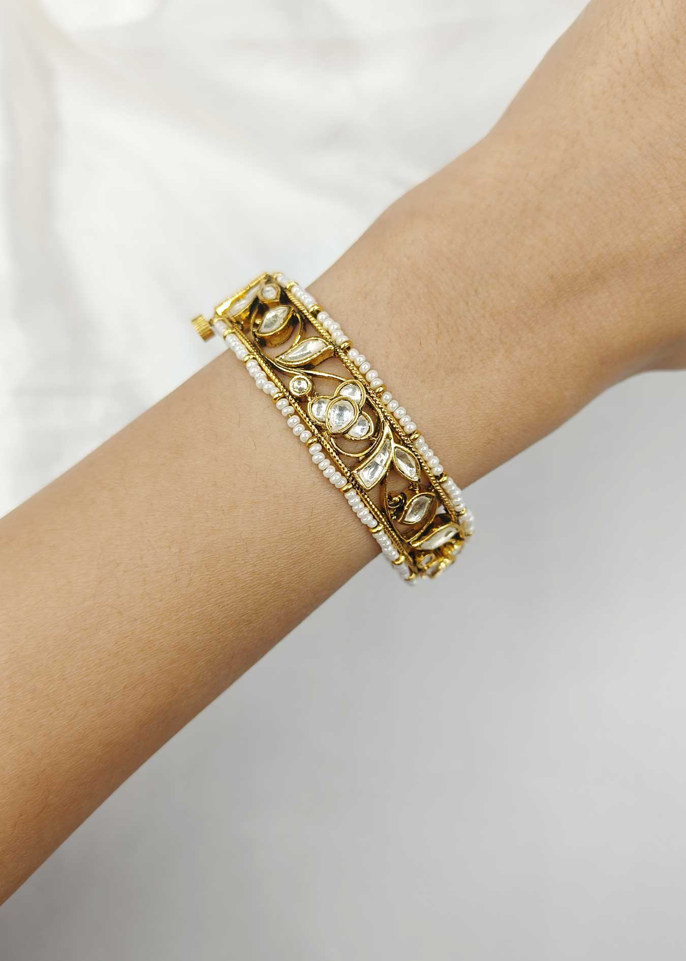 Kundan Bangles