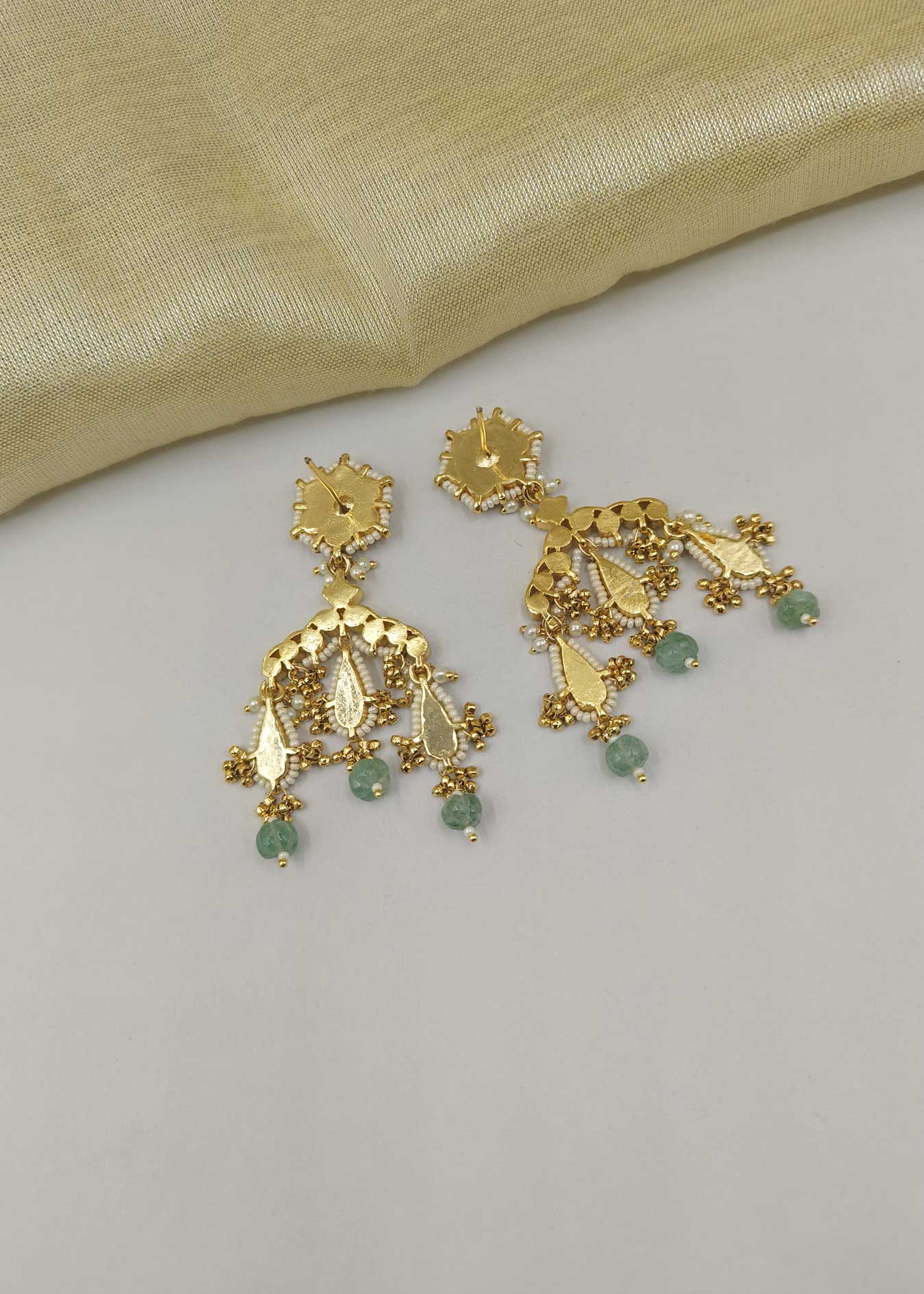 Kundan Jhumka back