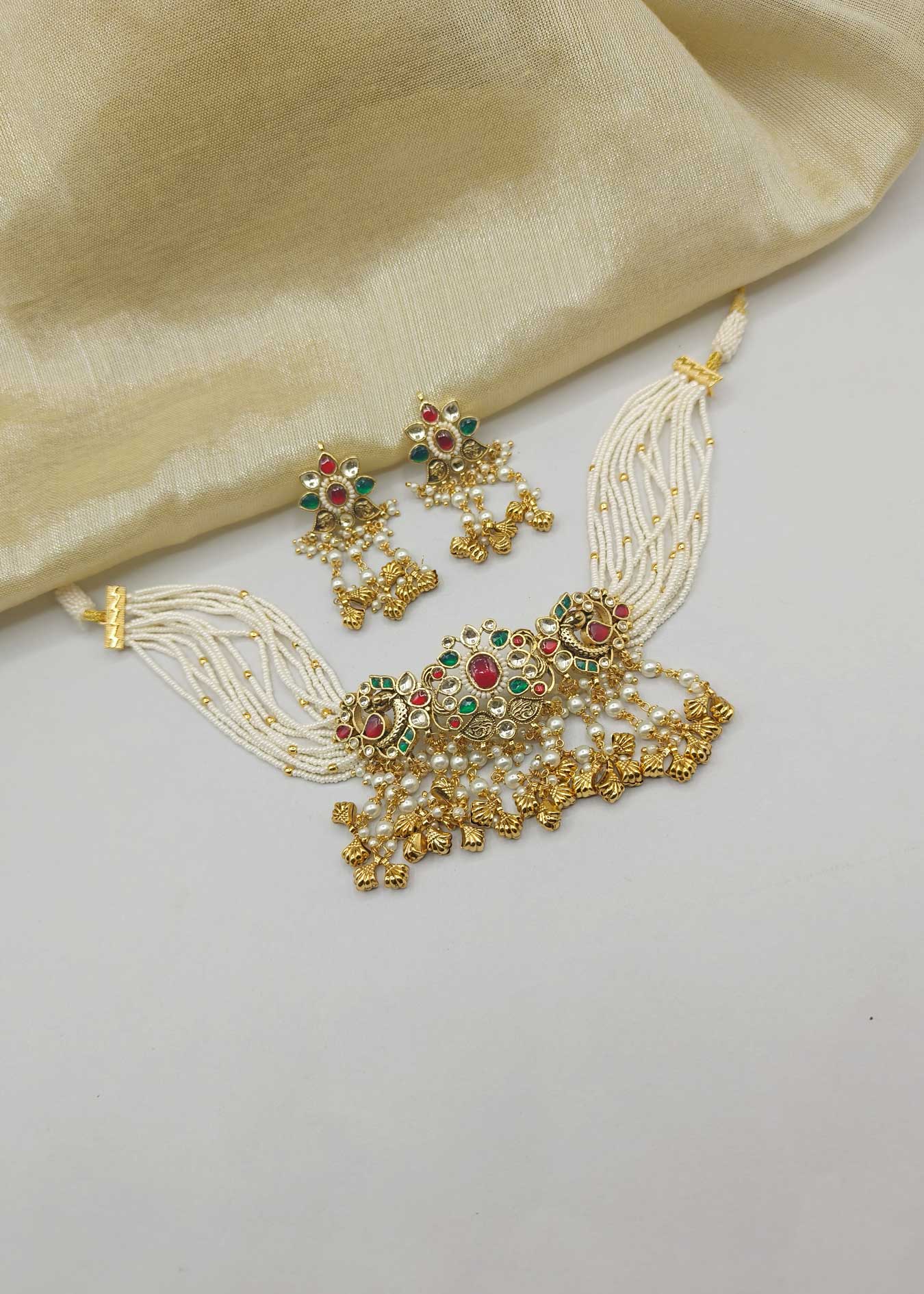 Kundan Chokers