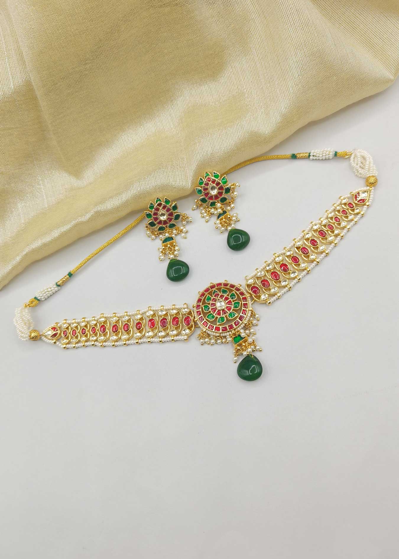 Kundan Chokers