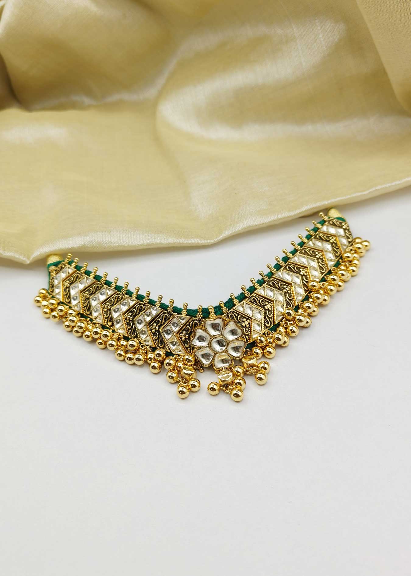 Kundan Chokers