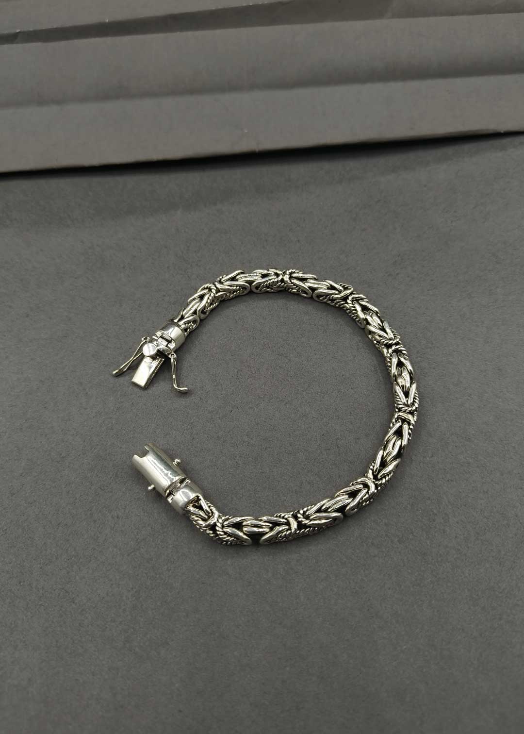 92.5 Sterling Silver Loose bracelet