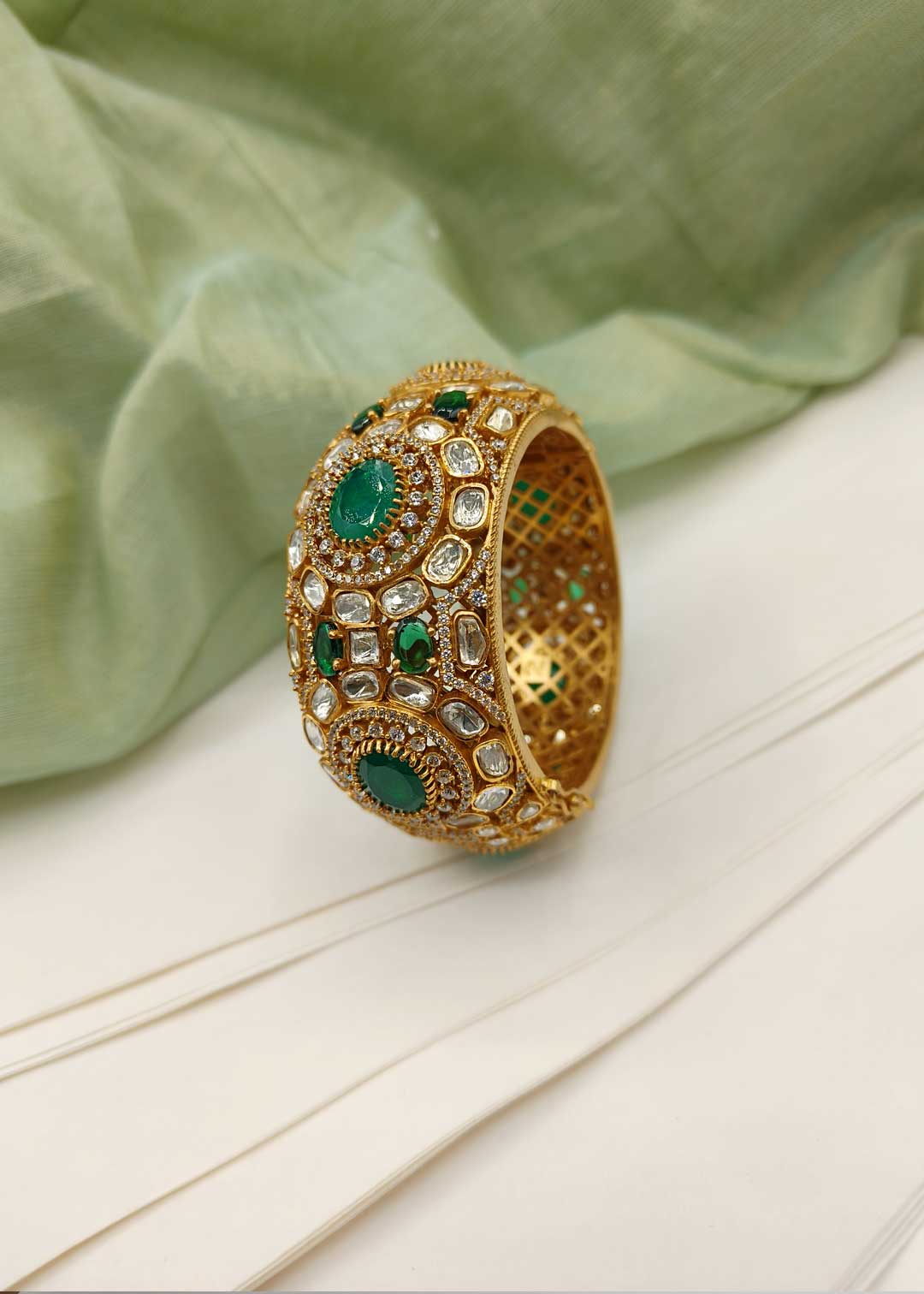 Kundan Bangles