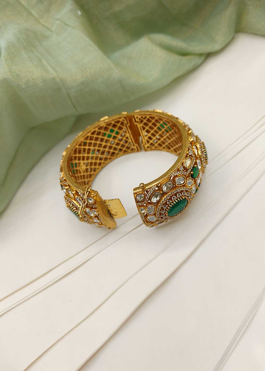 Kundan Bangles