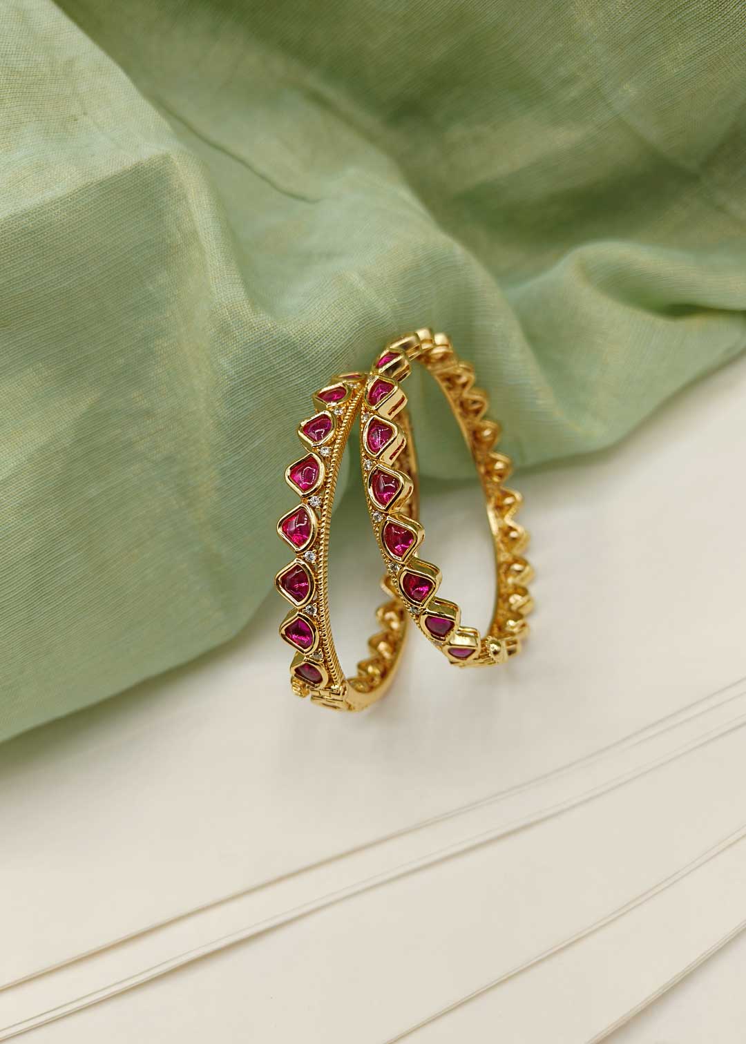 Kundan Bangles