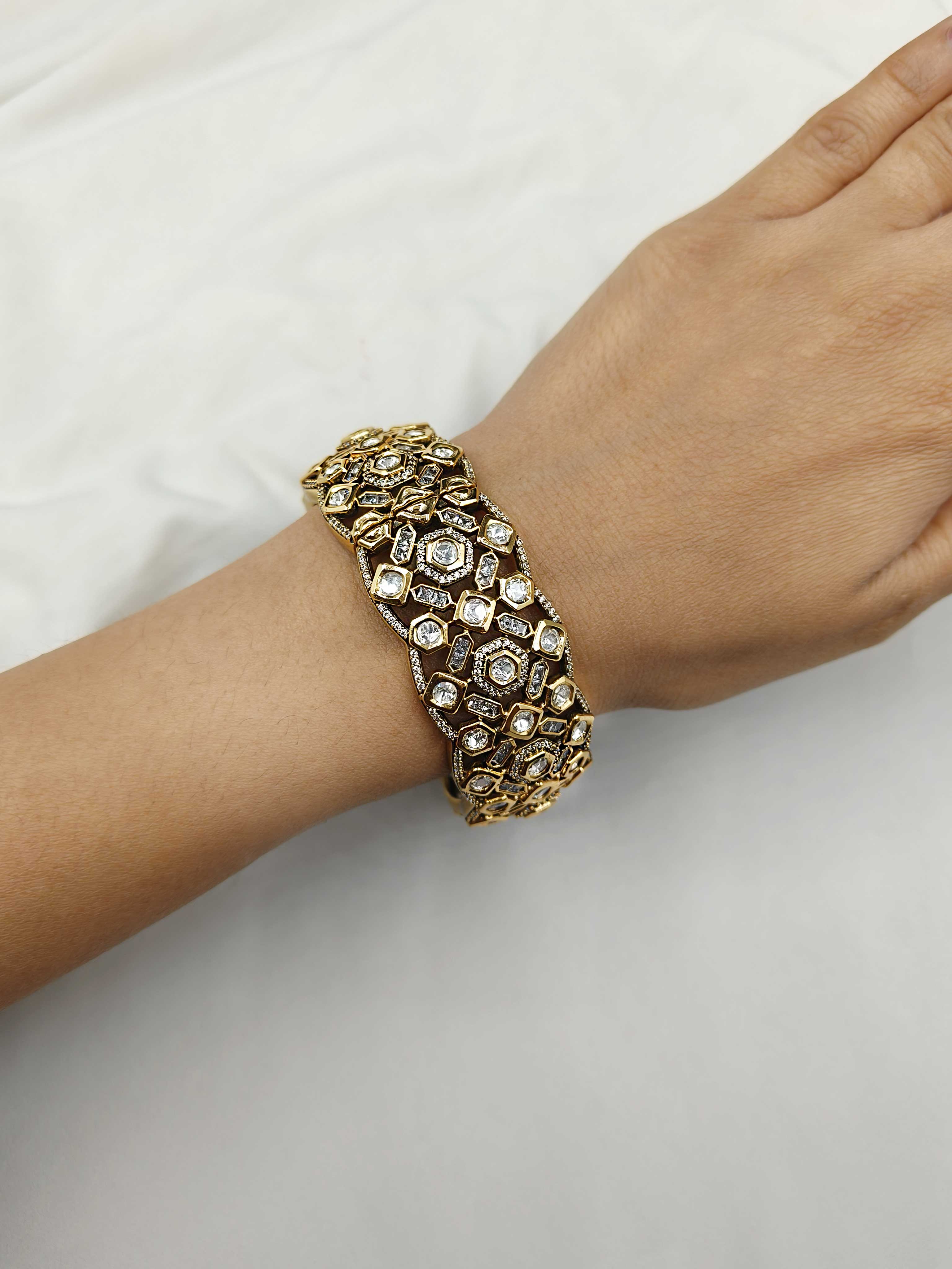 Kundan Bangles