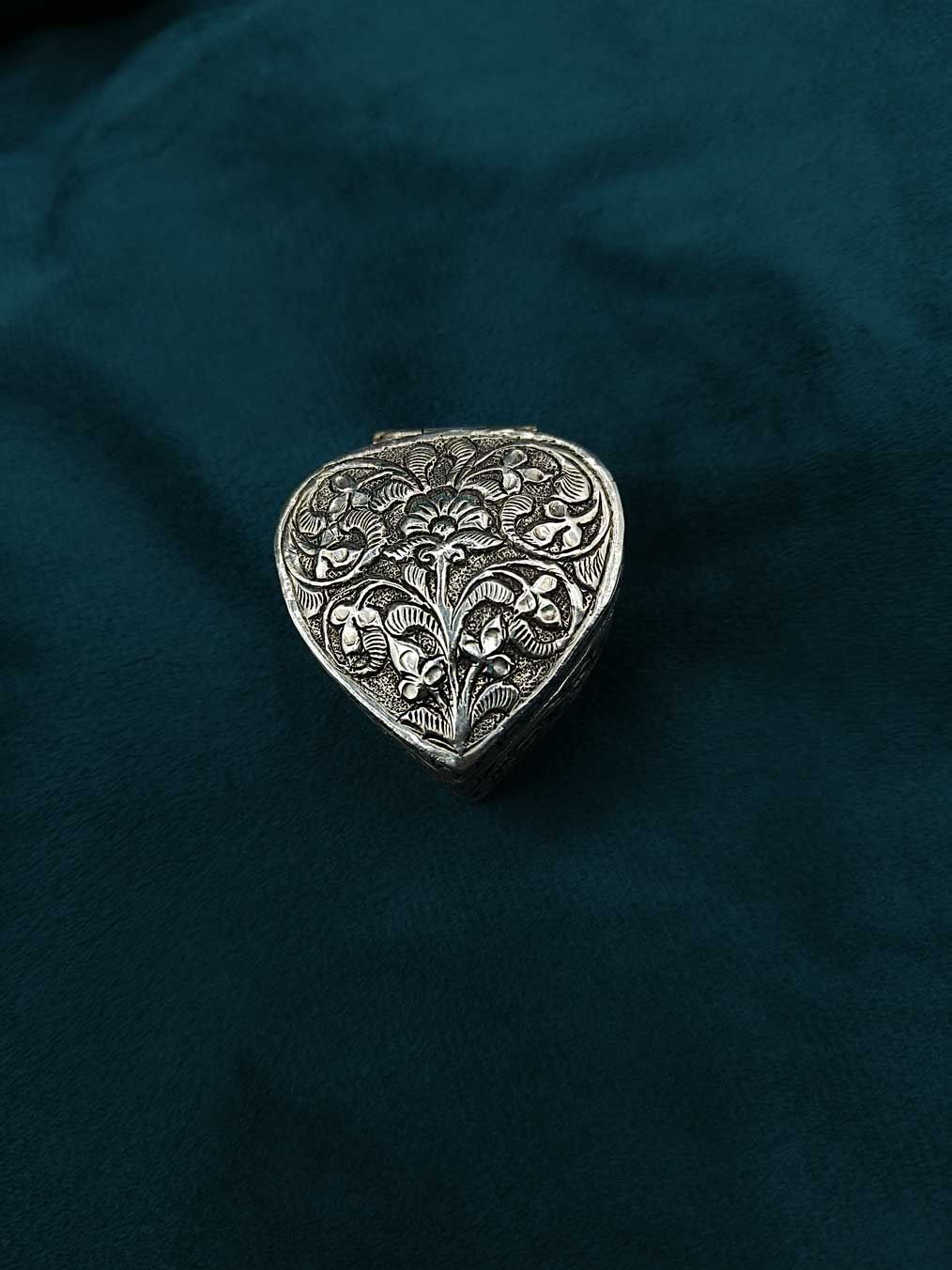 92.5 Sterling Silver Heart Shape Kumkum Box / Sindoor Box