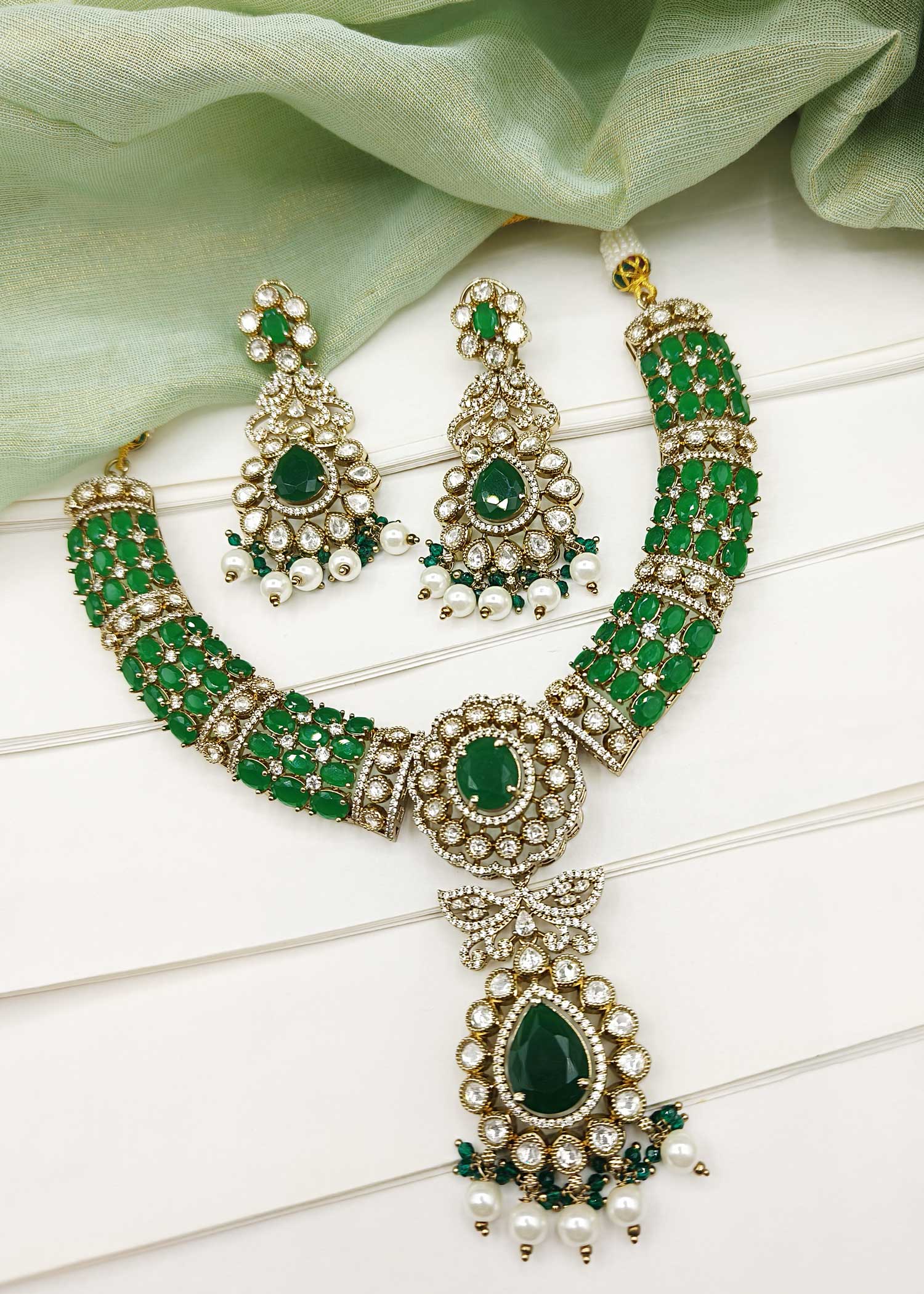 Cubic Zircon Antique Gold Kundan Traditional Necklace Set