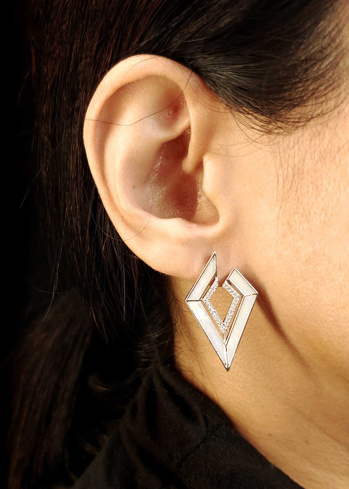 Cubic Zircon Mother Of Pearl Stud Earring