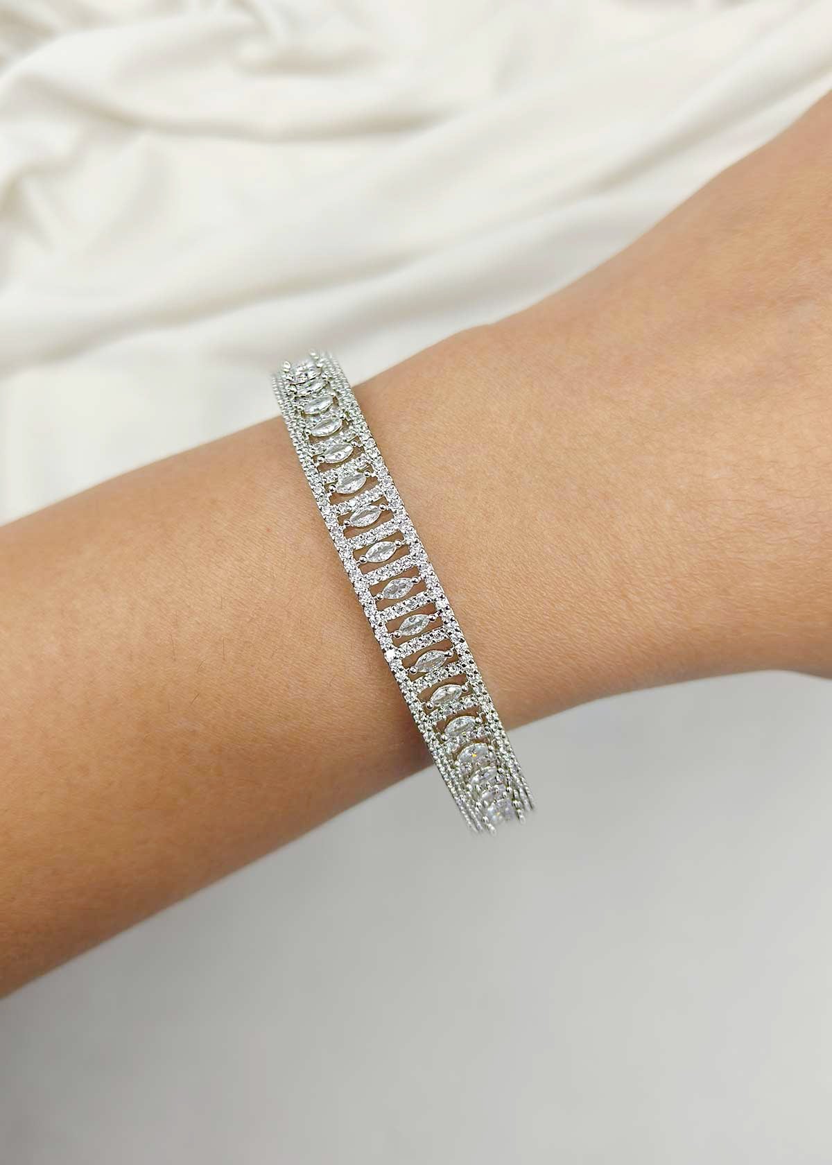 Cubic Zircon With Marquise Stone Bangle (Pair)