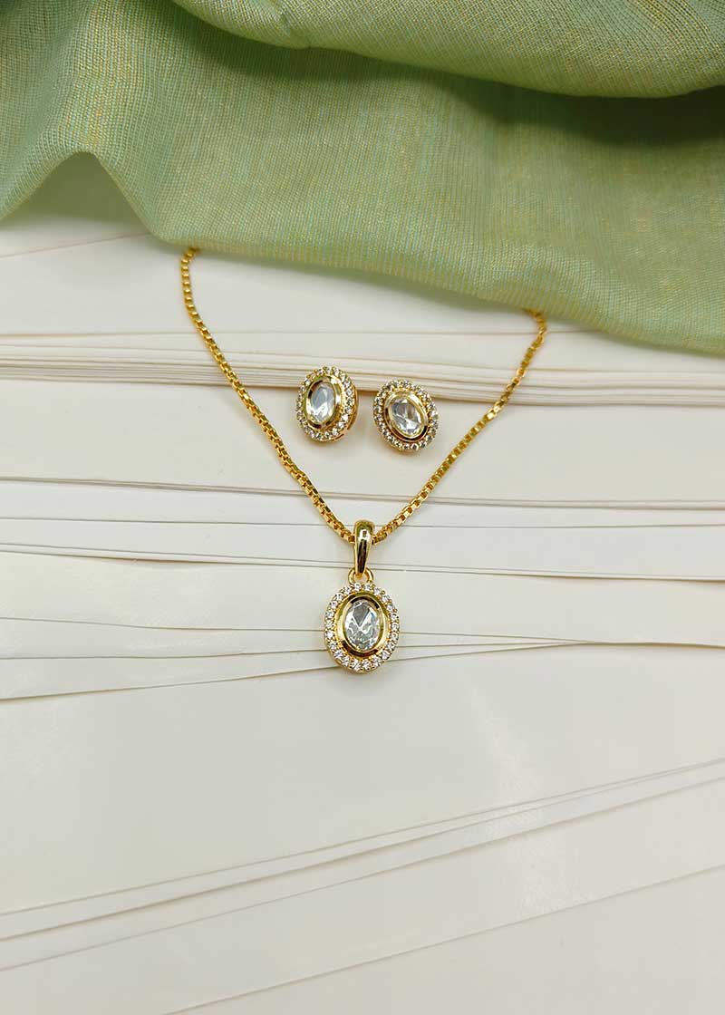 Cubic Zircon Kundan Gold Plated Small Pendant Set