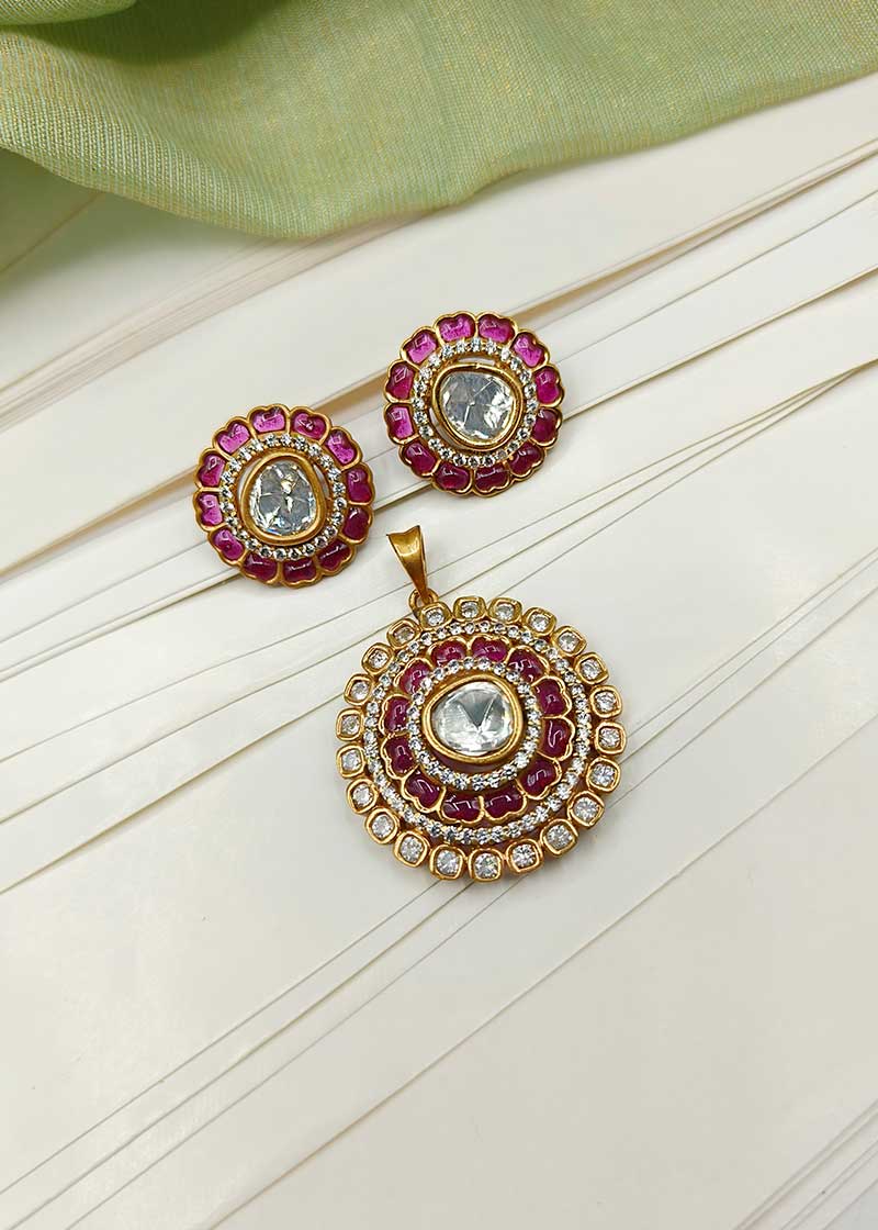 Cubic Zircon Floral Design Gold Plated Kundan Pendant Set